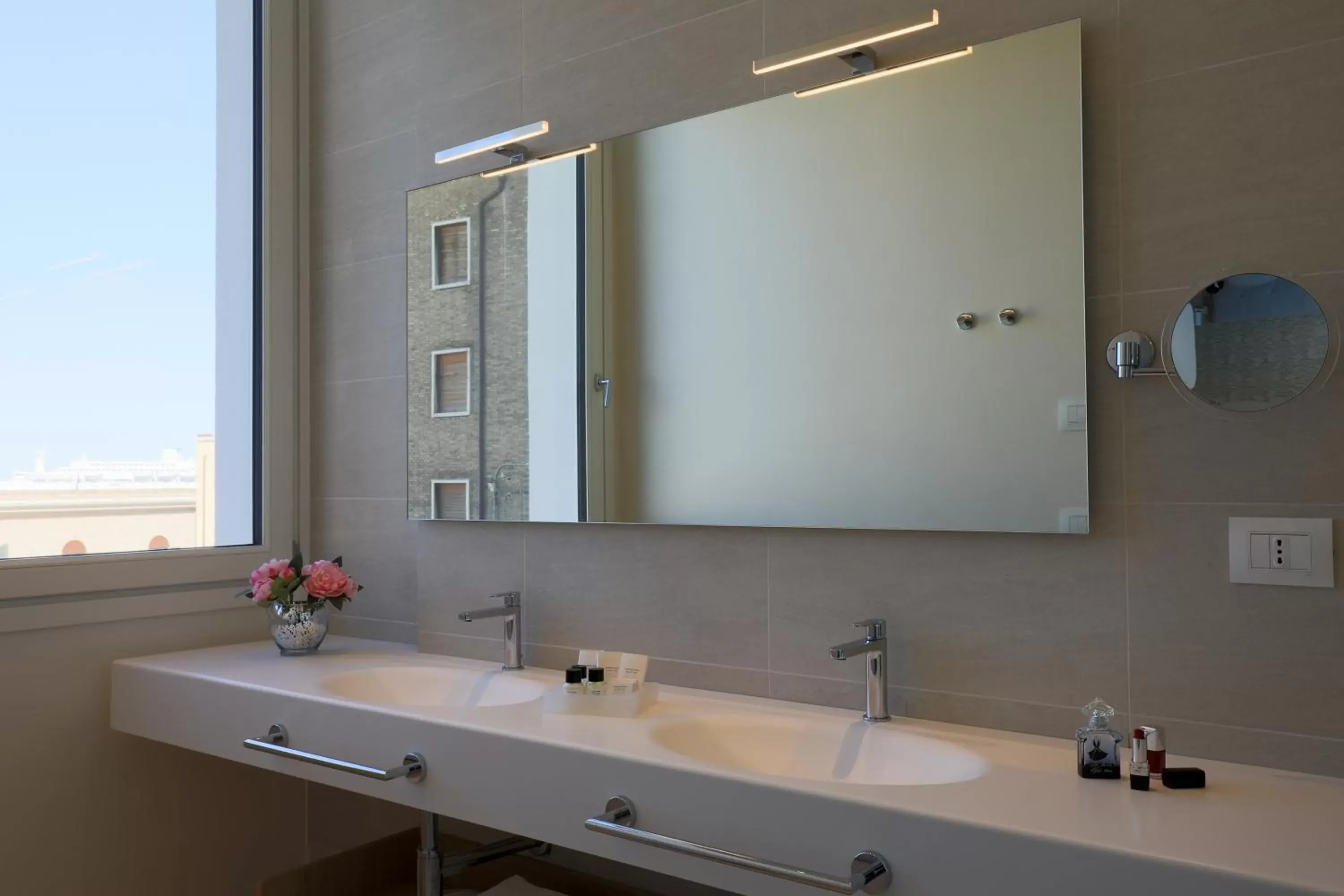 Bathroom in Grand Hotel Palace