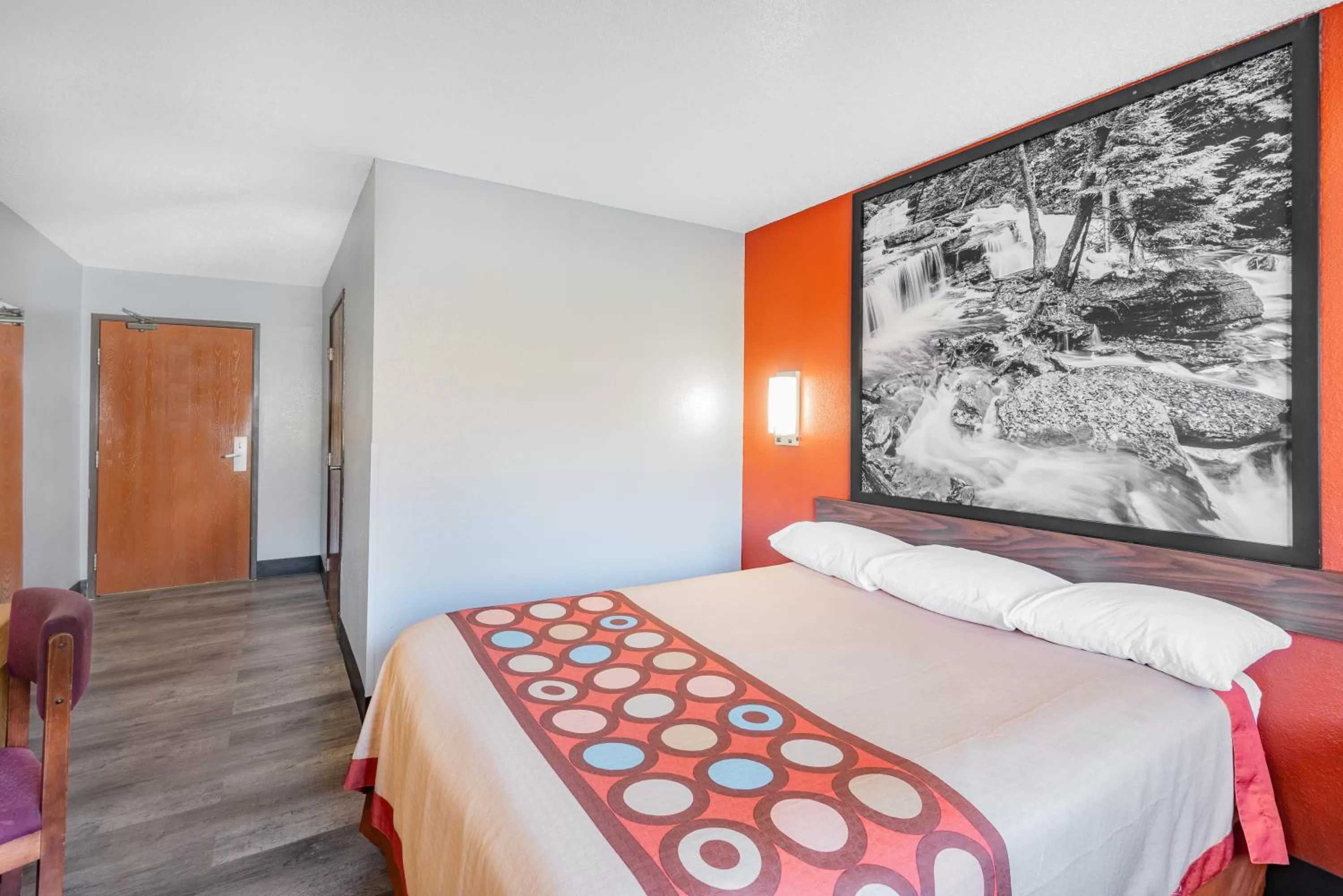 Bed in Super 8 by Wyndham Waynesburg