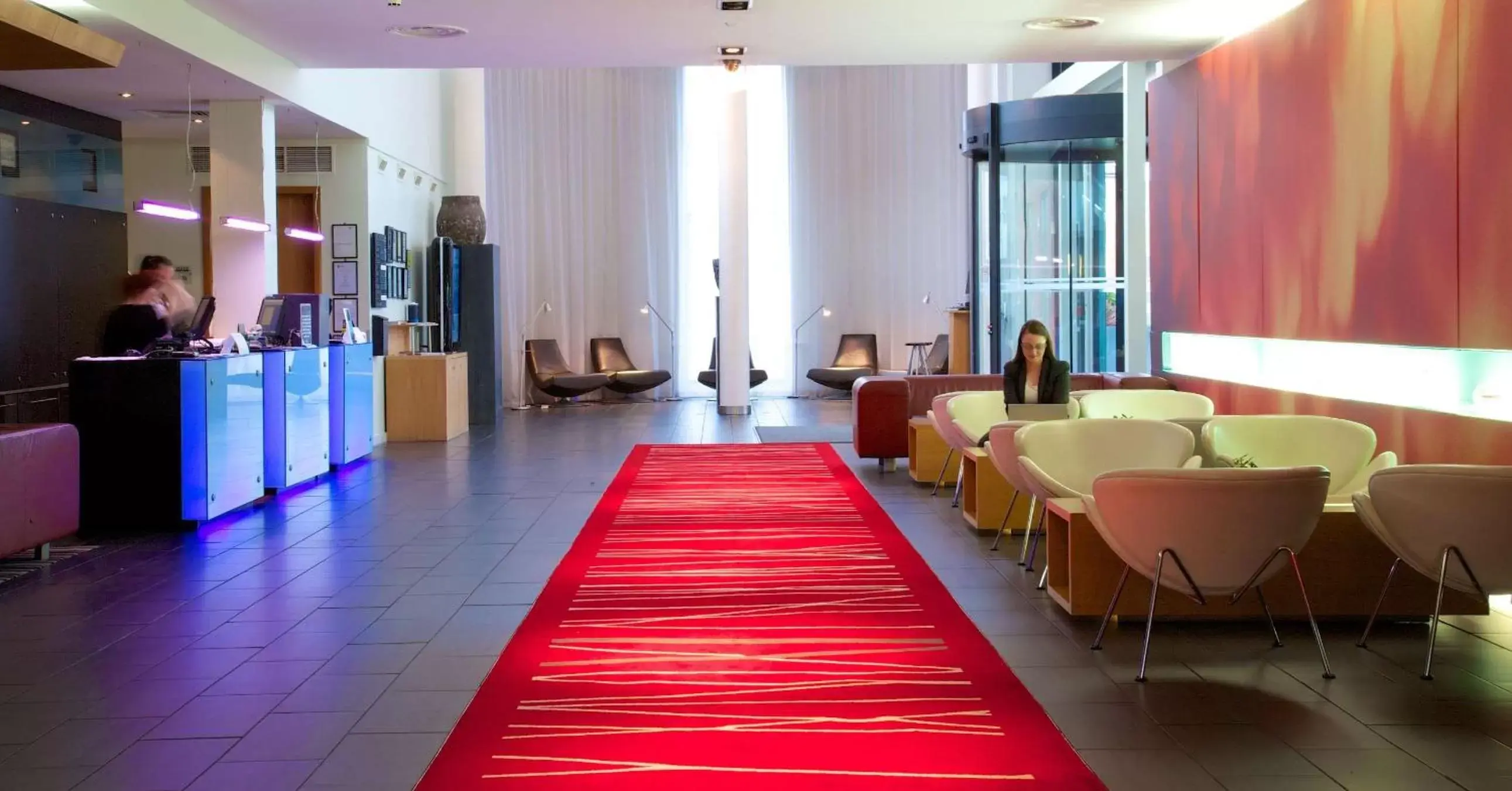 Lobby or reception in Radisson Blu Hotel Belfast
