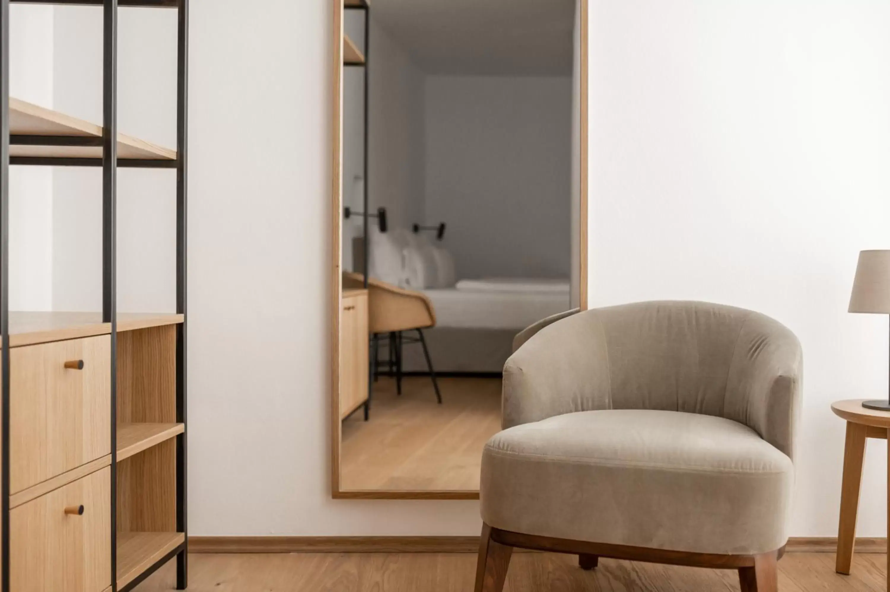 Bedroom, Seating Area in Kuntino Suites