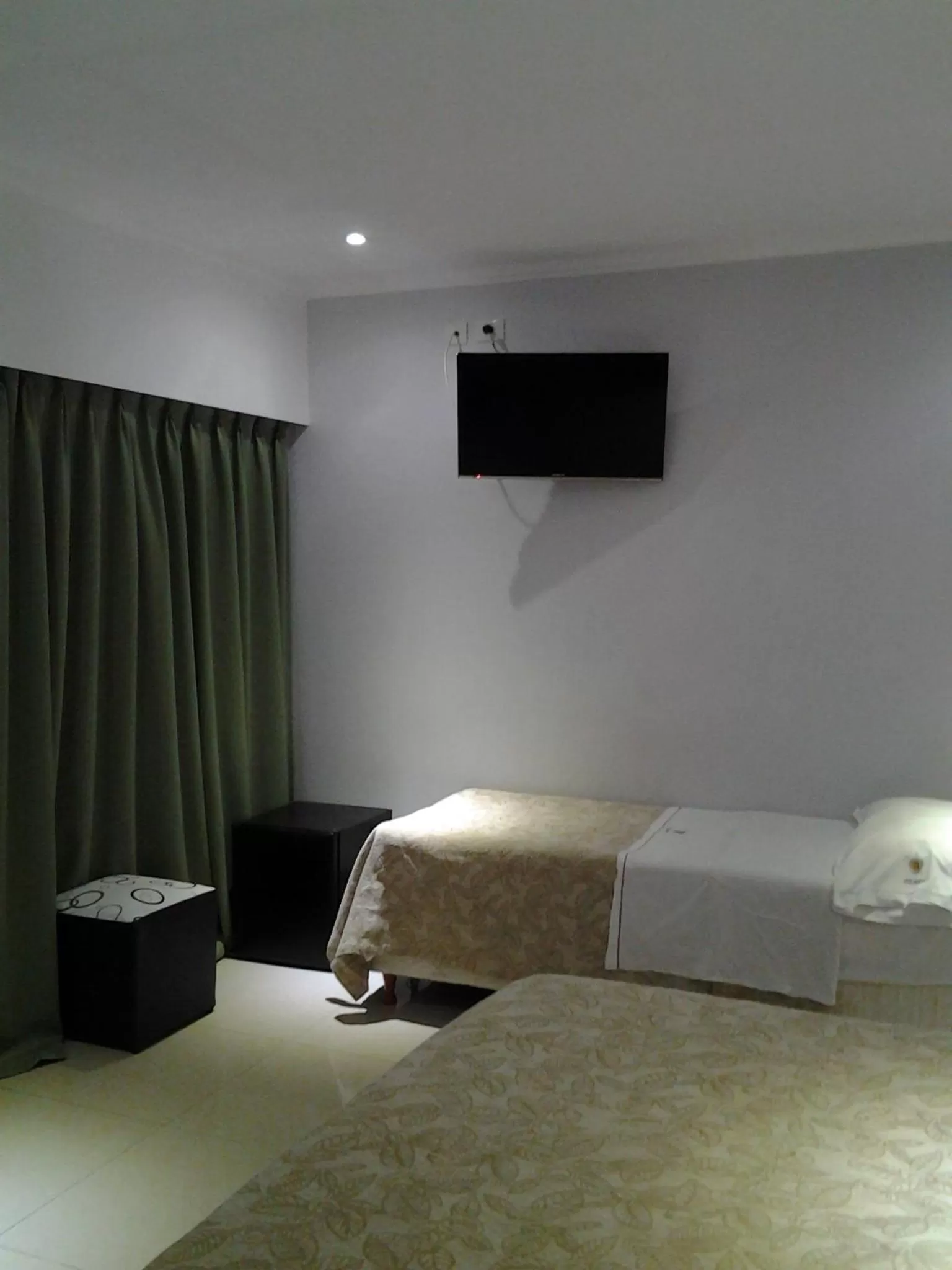 Photo of the whole room, Bed in Hotel Athos