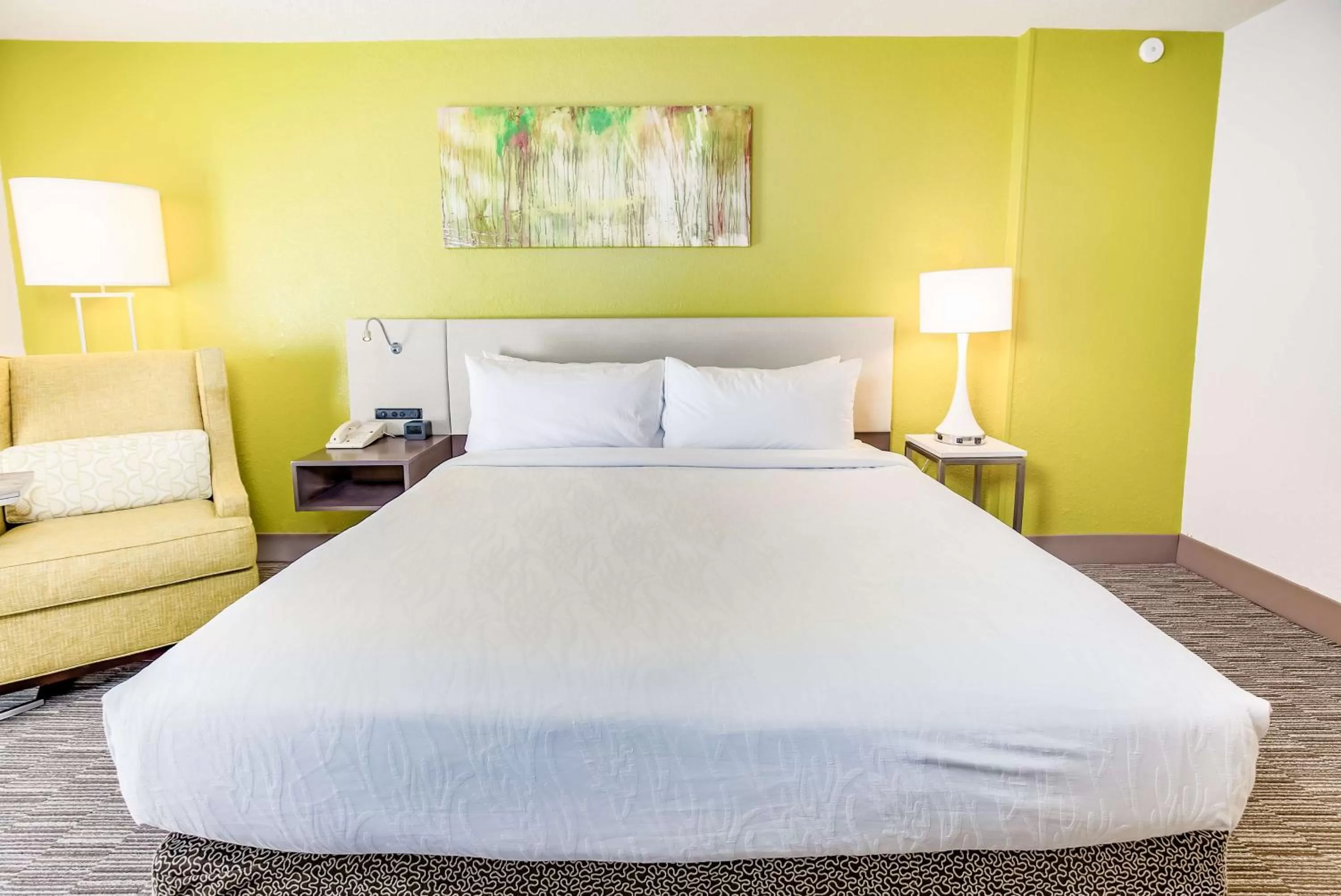 Bed in Hilton Garden Inn Orange Beach