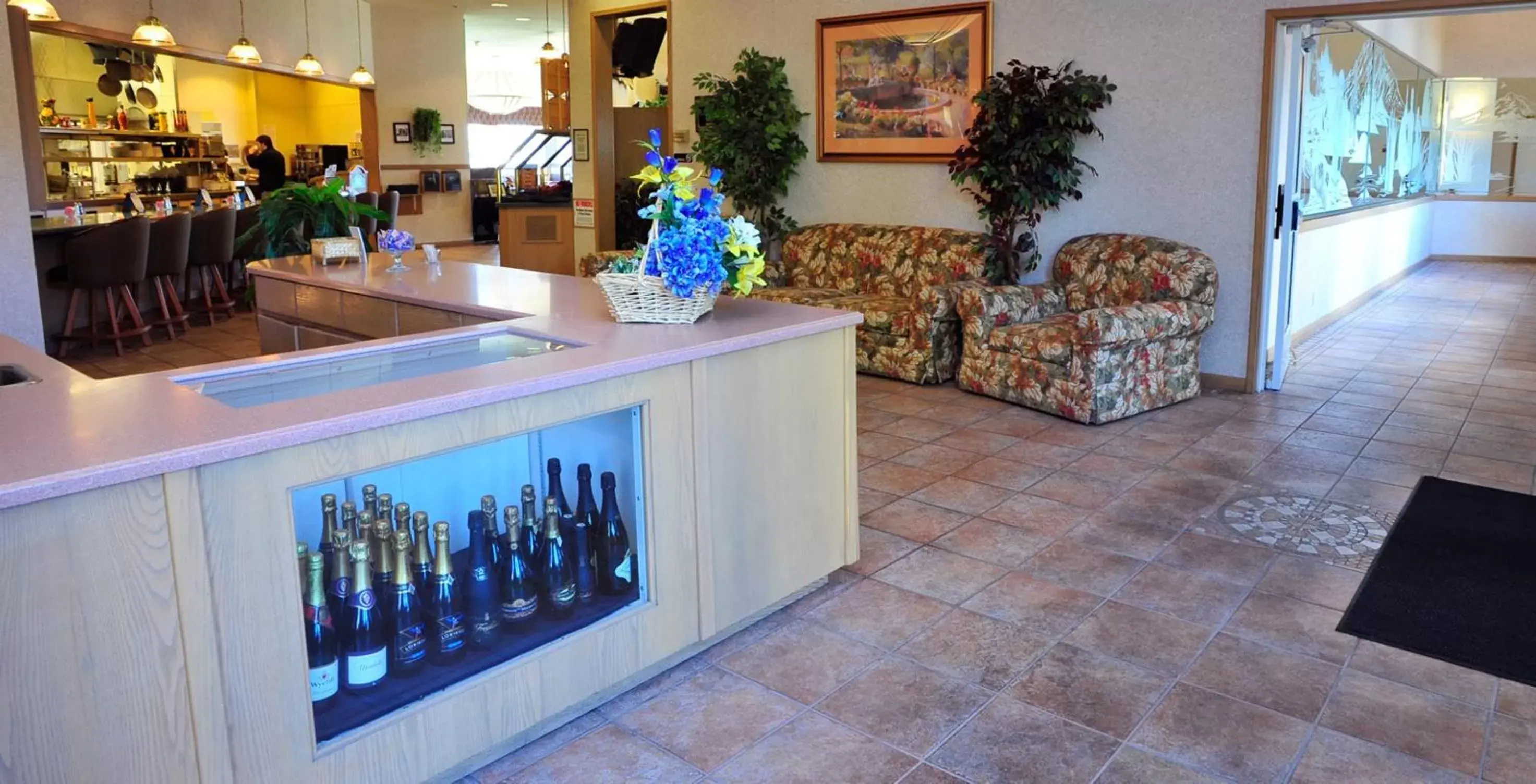 Lobby or reception, Lobby/Reception in Shilo Inn Suites Klamath Falls