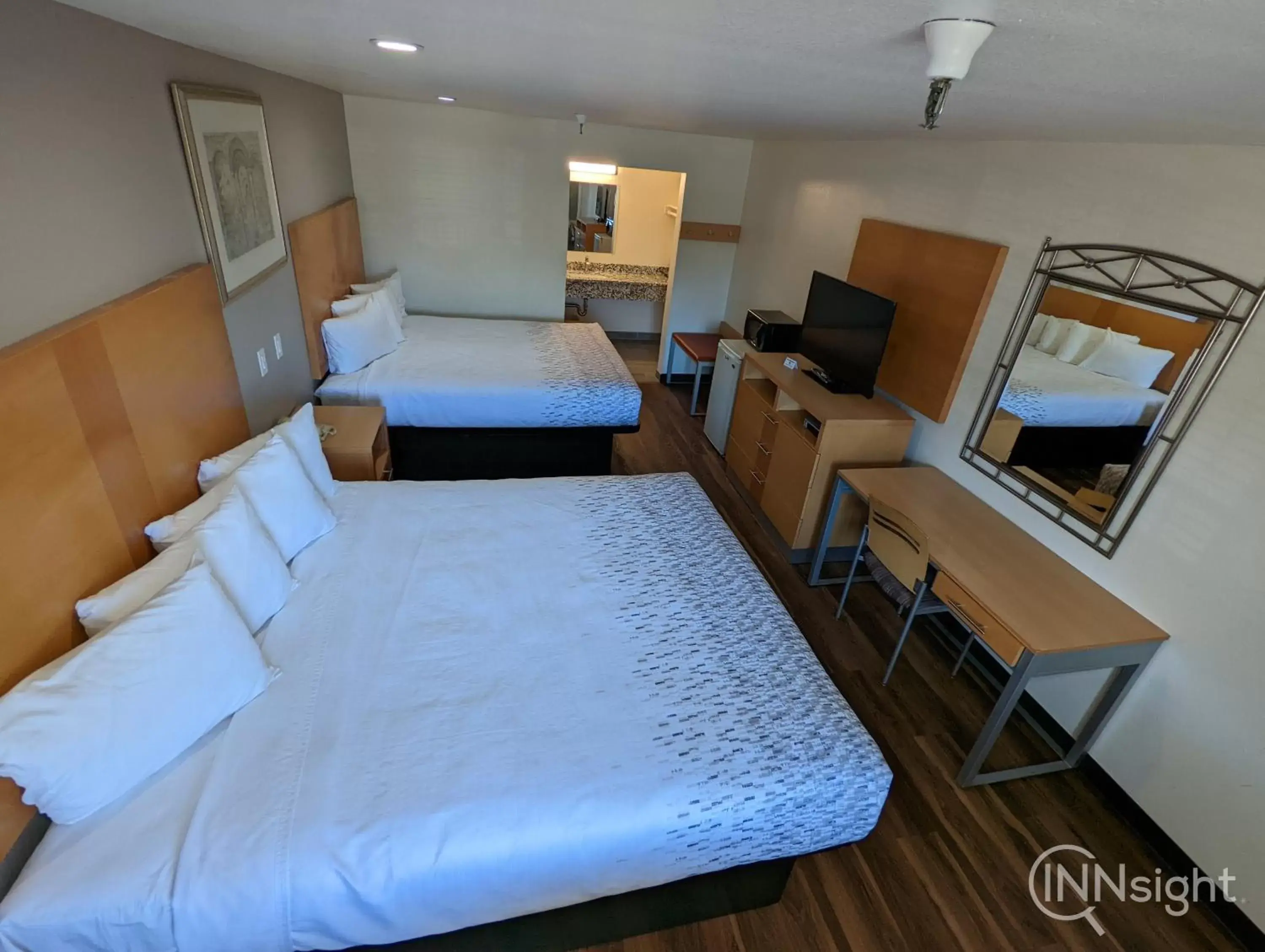 Bed in Royal Inn Bed in Royal Inn