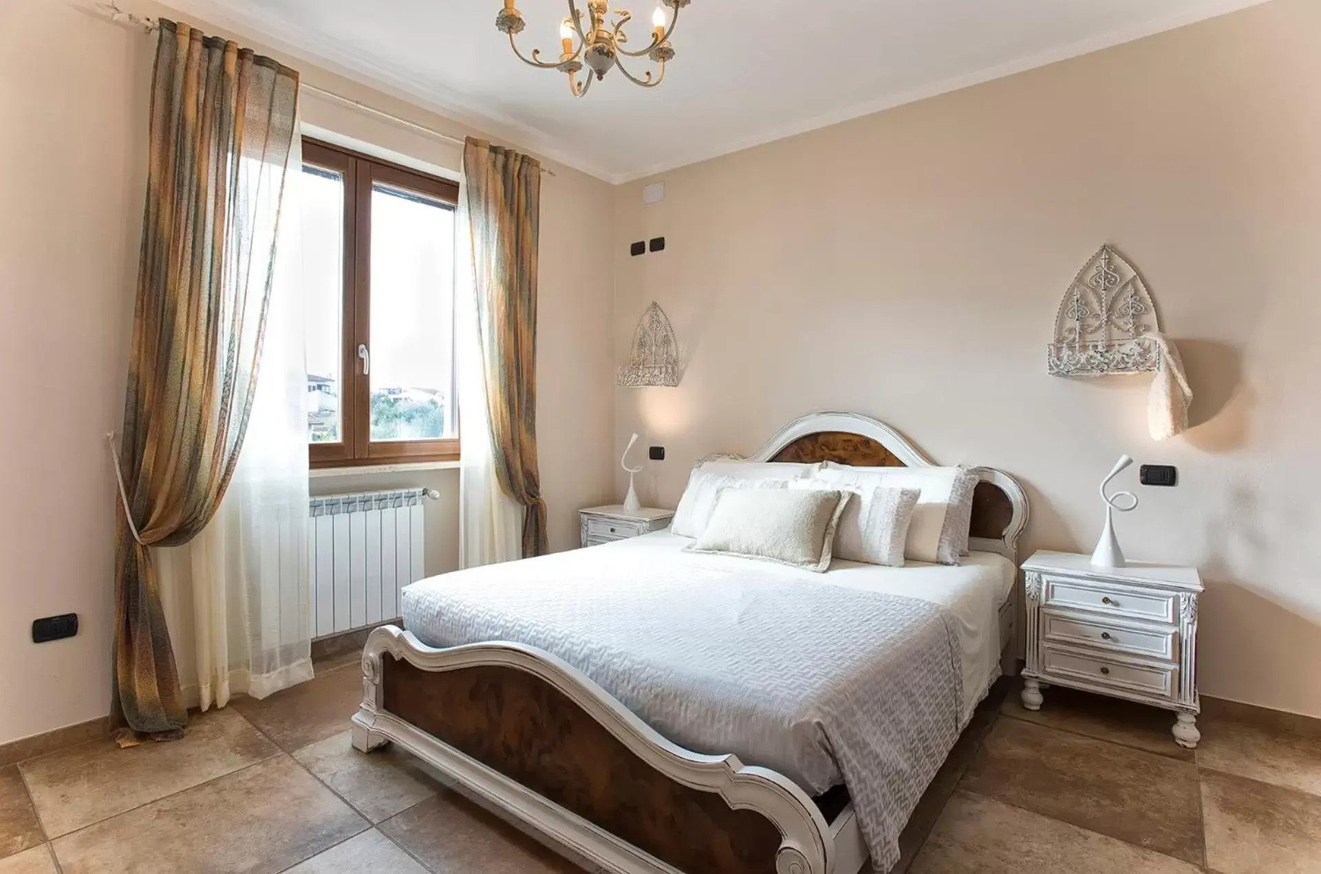 Bed in Villa Malvasio refined b&b