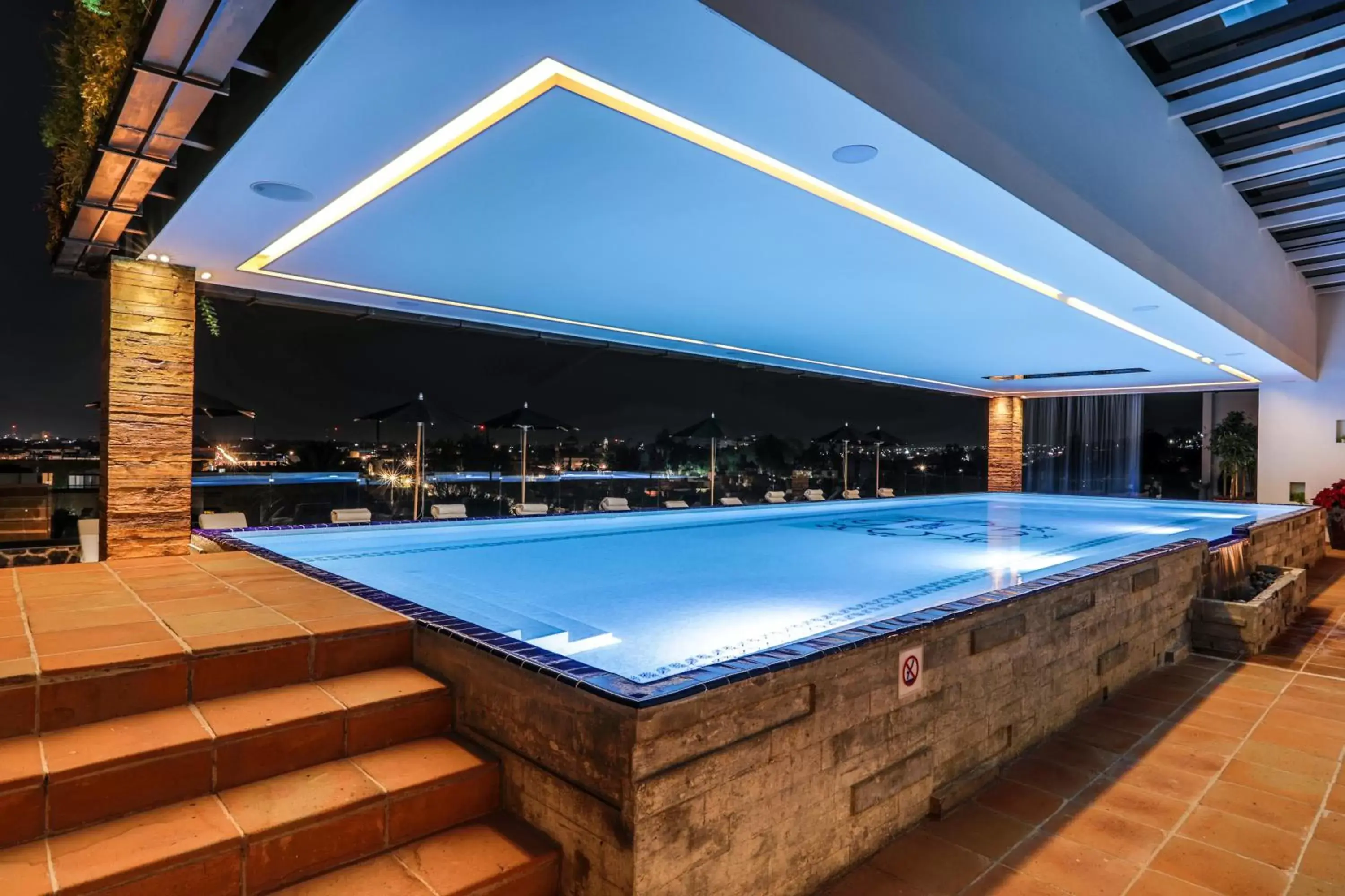 Swimming pool in Banyan Tree Puebla Swimming pool in Banyan Tree Puebla