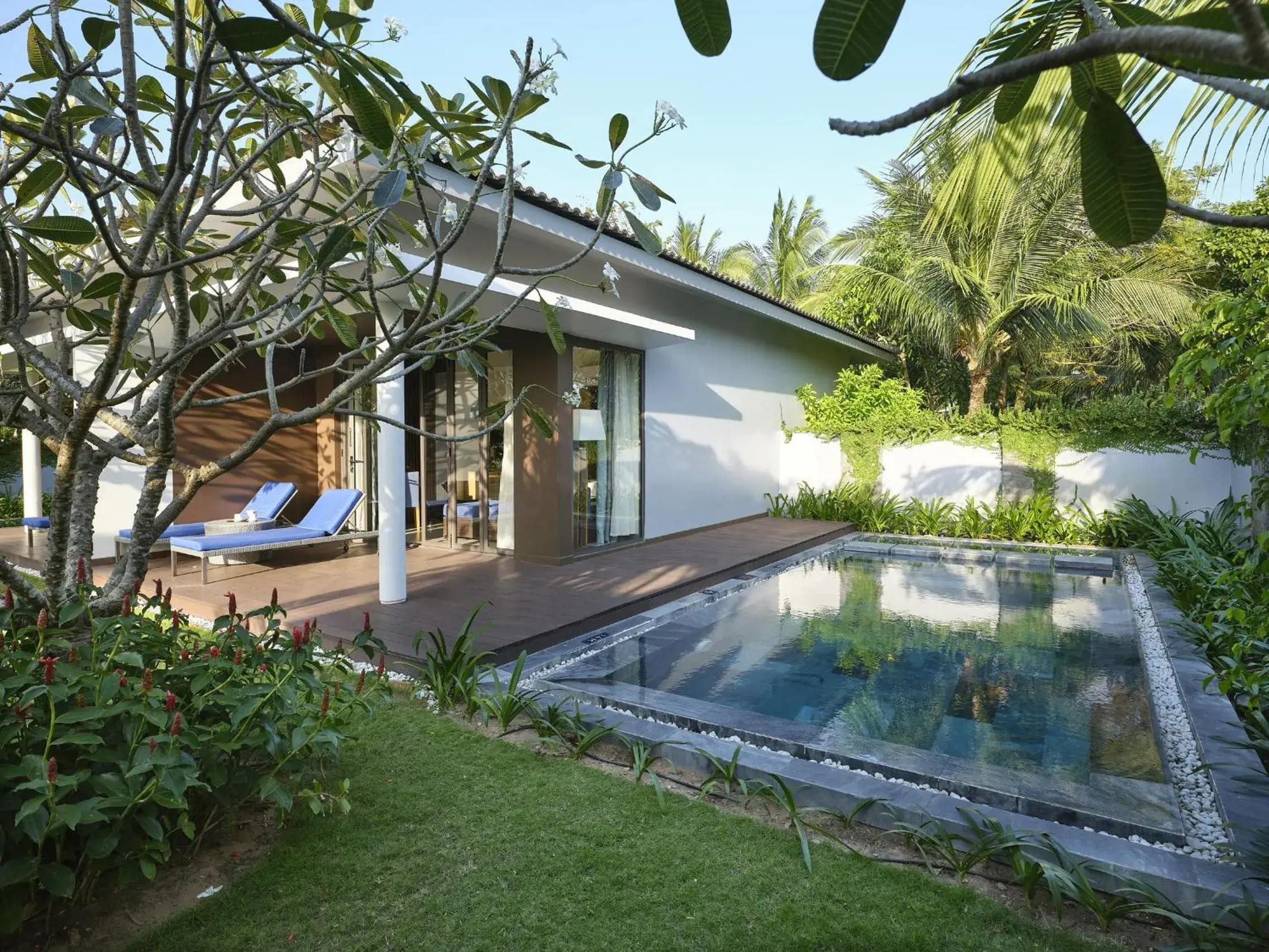 Garden, Swimming Pool in Novotel Phu Quoc Resort