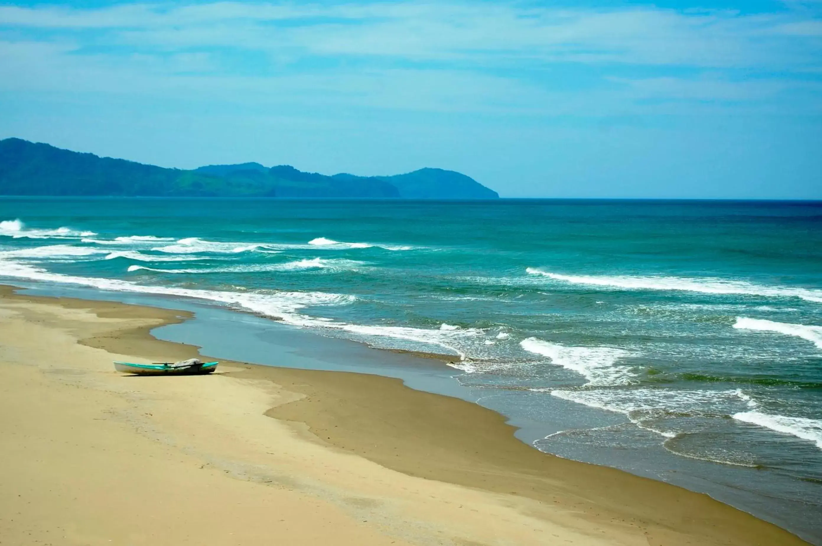 Beach in Ecobiosfera