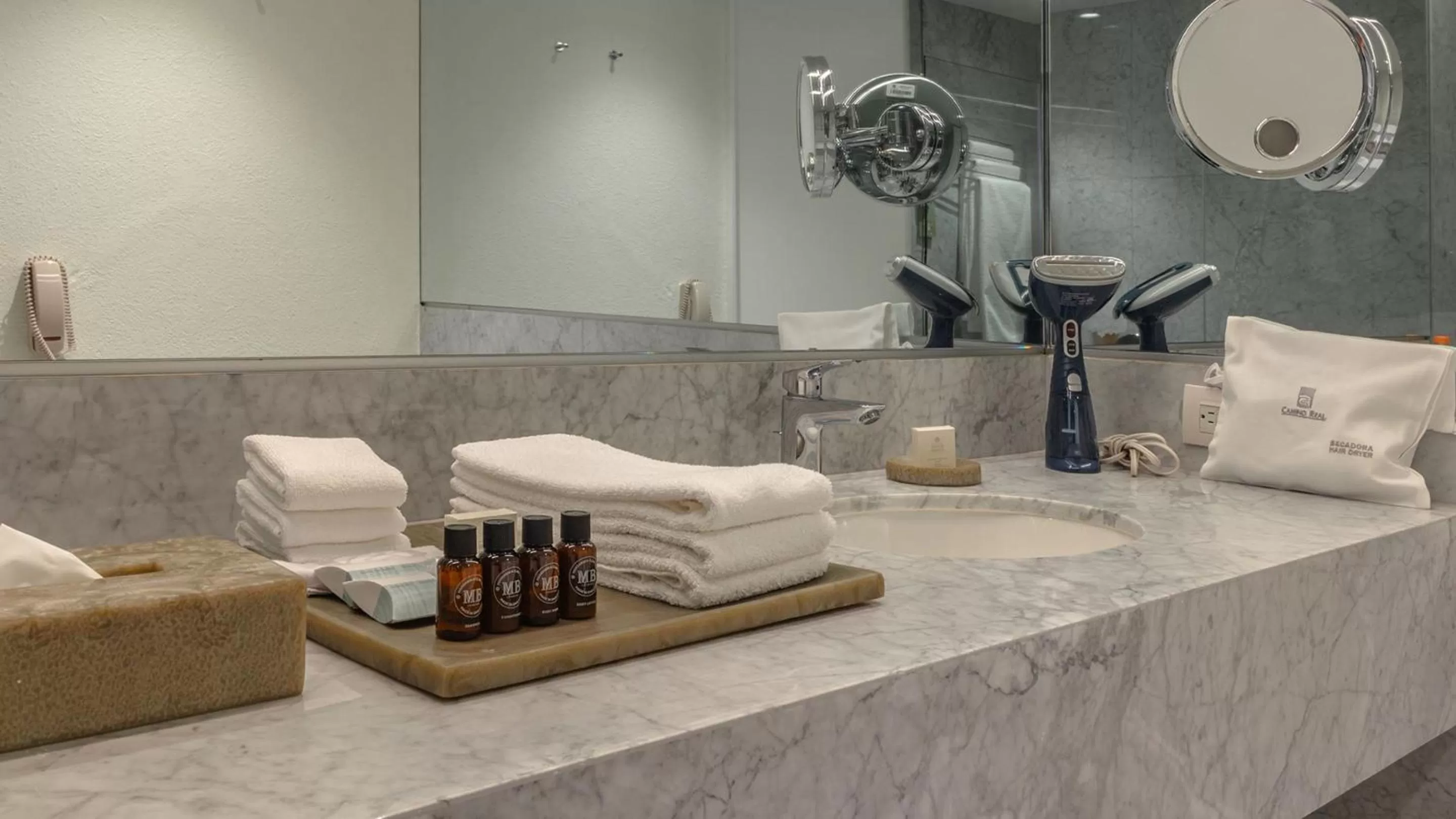 Bathroom in Camino Real Polanco Mexico