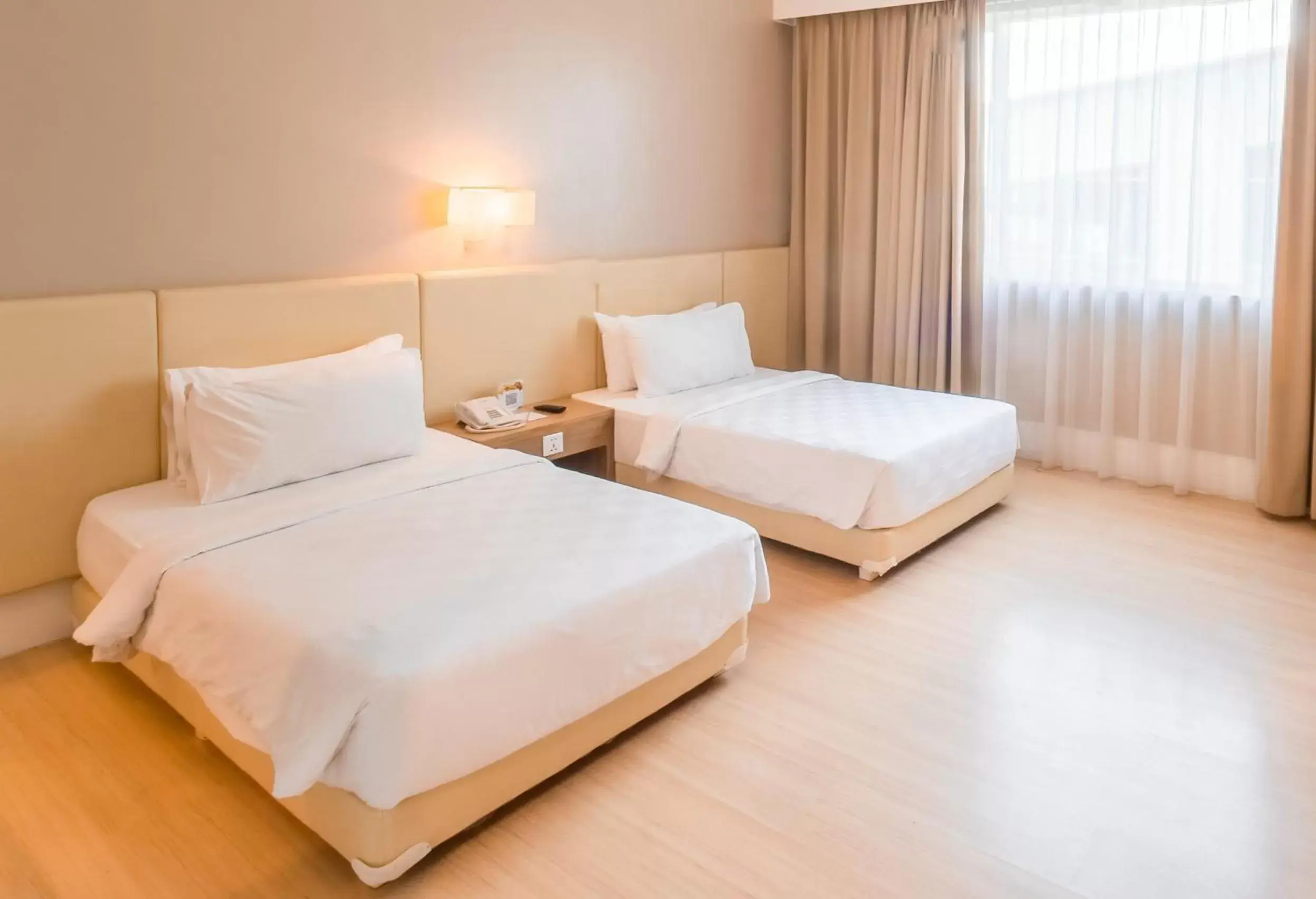 Bed in Grand Jatra Hotel Balikpapan