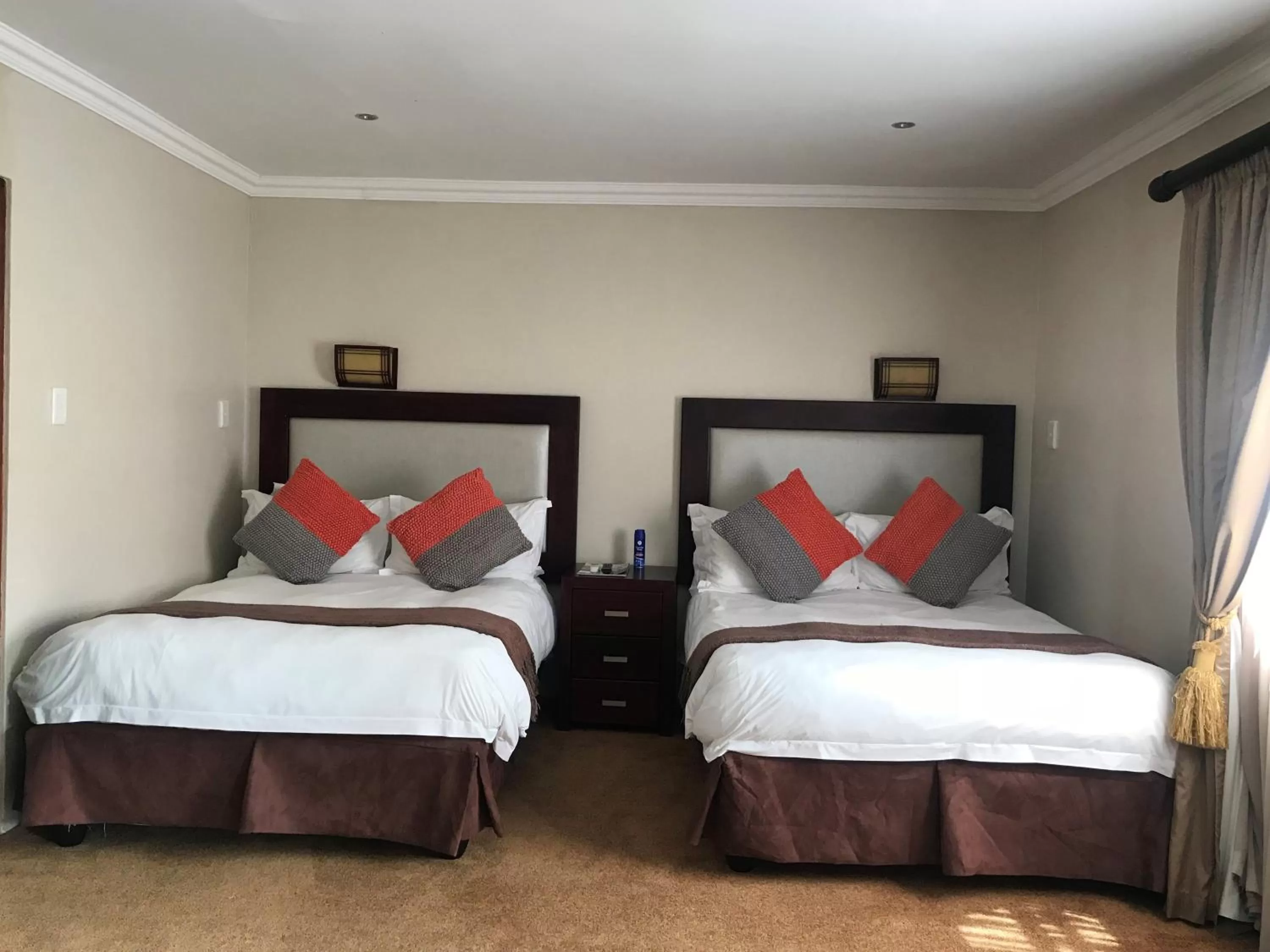 Bed in Ebandla Hotel & Conference Centre