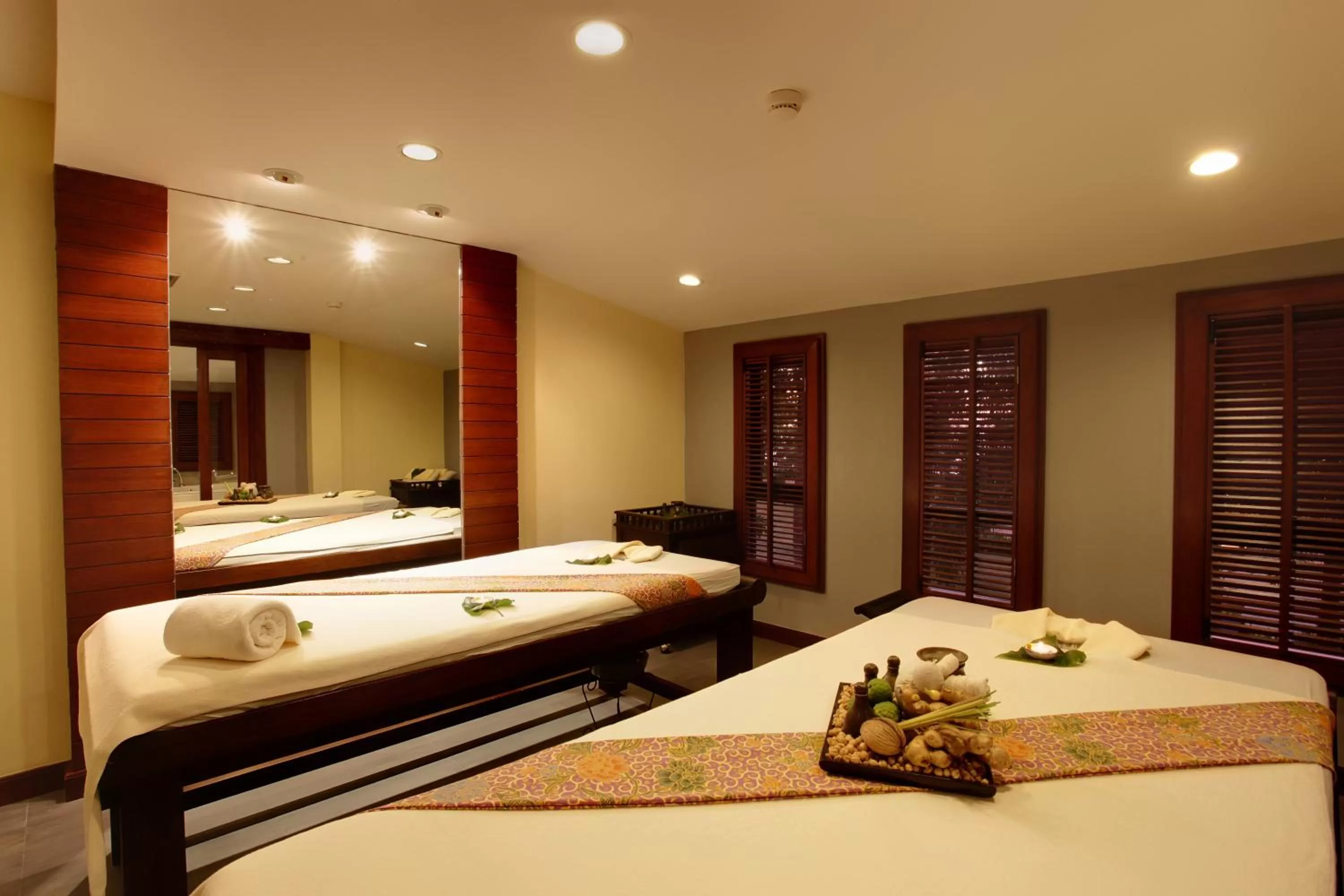 Massage, Bed in Khaolak Merlin Resort