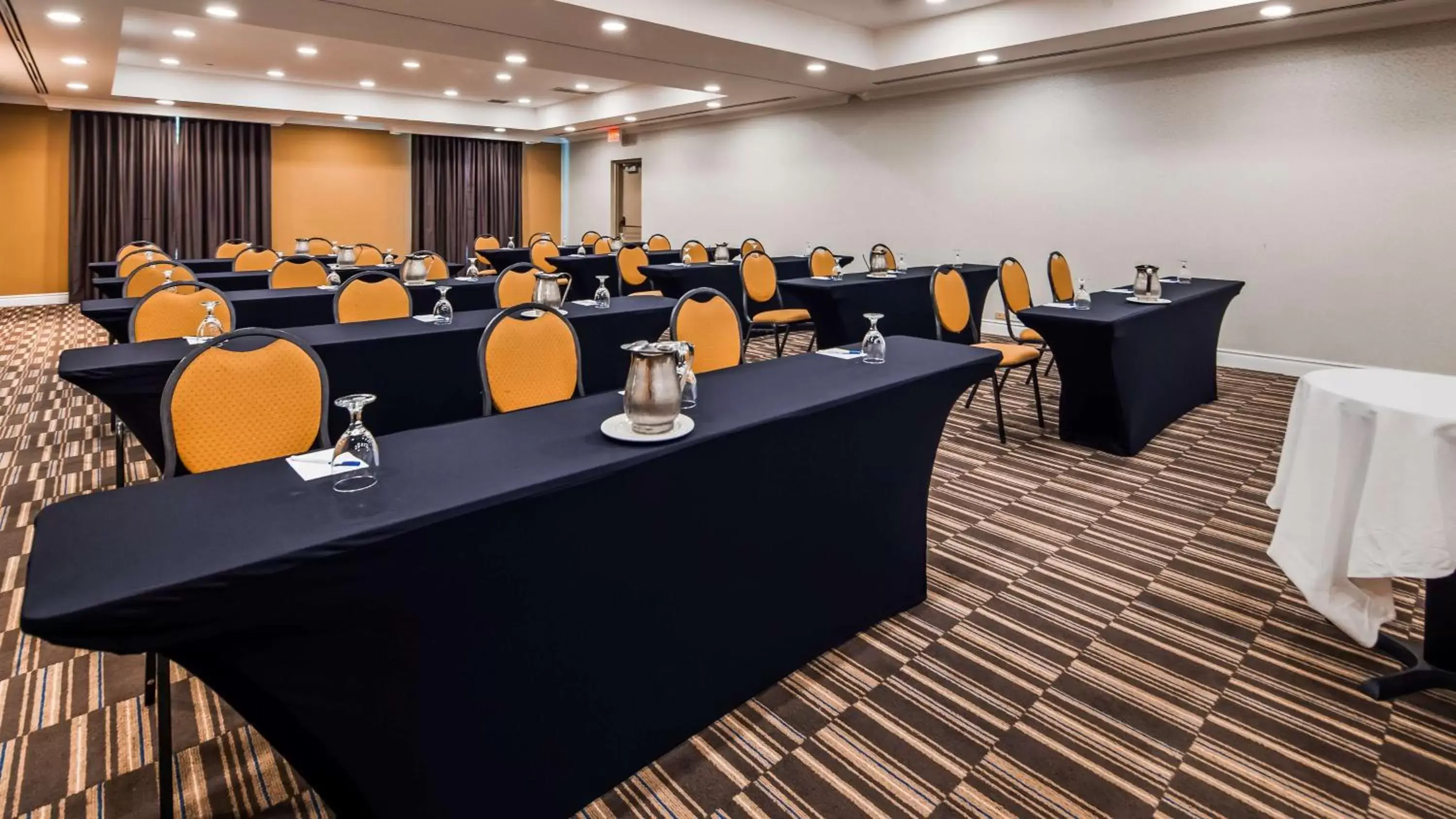 On site in Best Western Premier Toronto Airport Carlingview Hotel On site in Best Western Premier Toronto Airport Carlingview Hotel