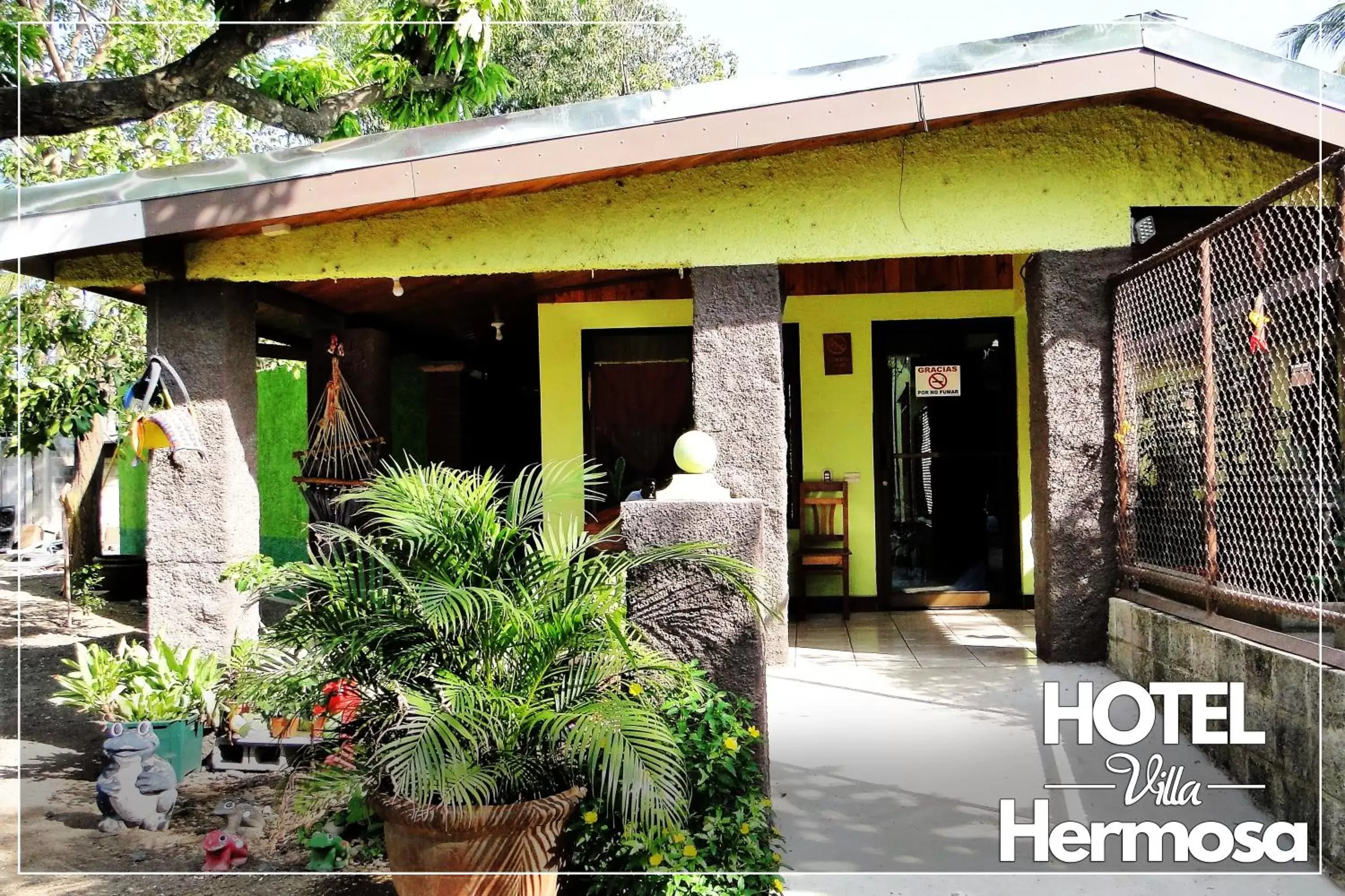 Property building in Hotel Villa Hermosa