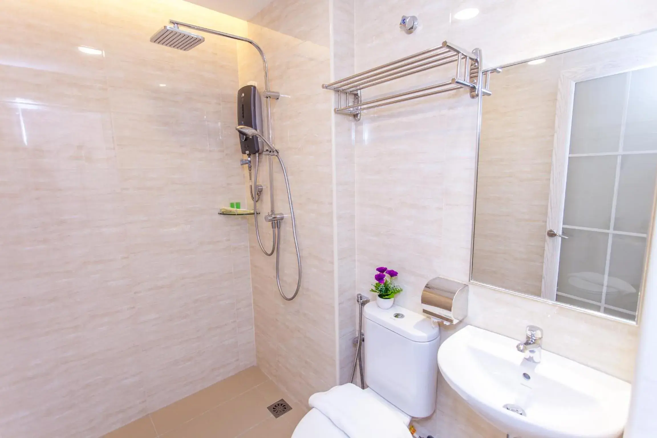 Shower, Bathroom in GM Grand Moments Bandar Sunway