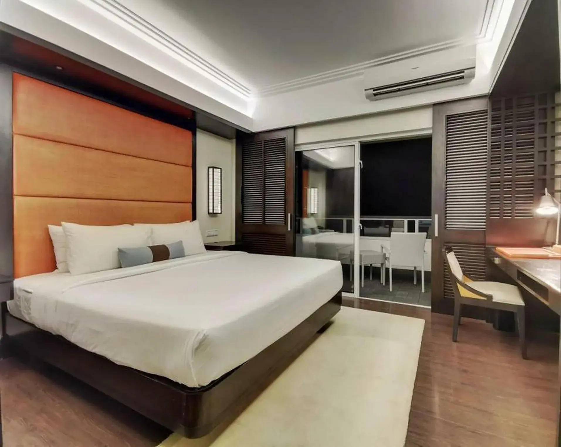 Photo of the whole room, Bed in BE Grand Resort, Bohol Photo of the whole room, Bed in BE Grand Resort, Bohol