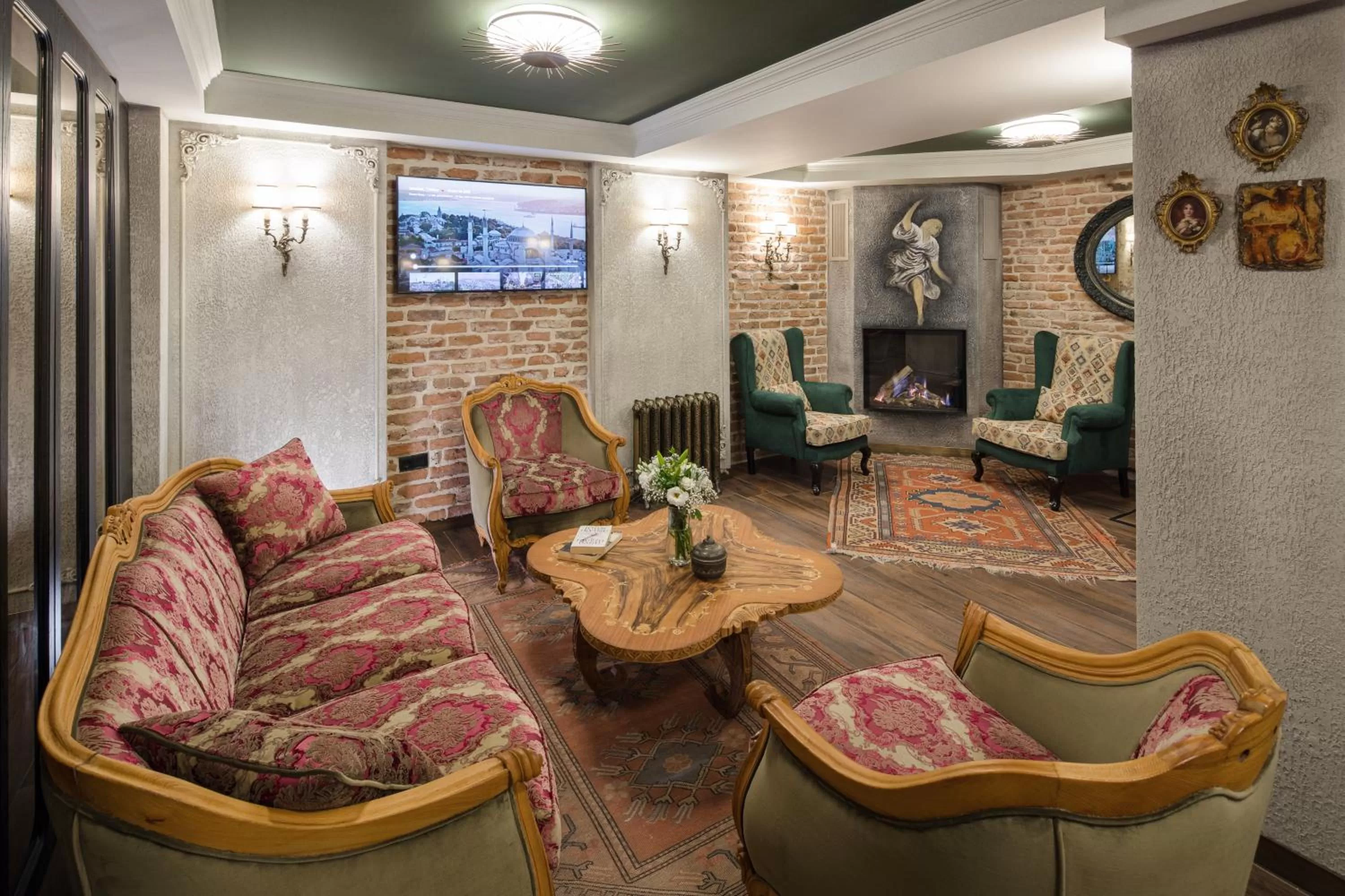 Lobby or reception in Tria Hotel Istanbul-Special Category