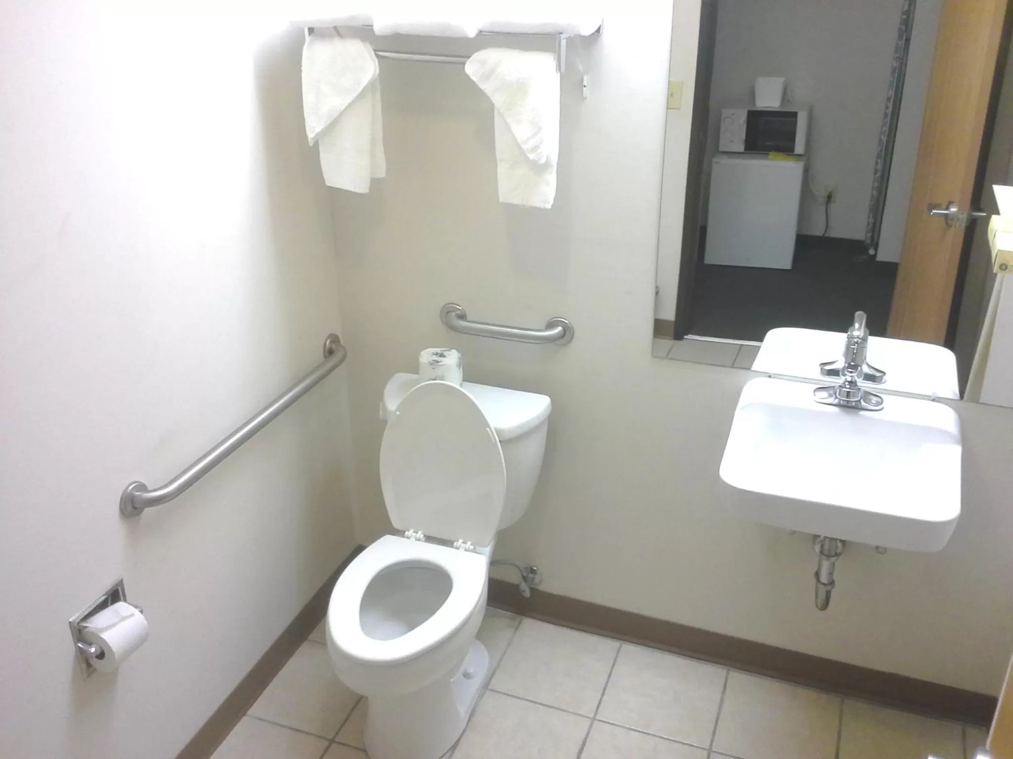 Bathroom in Quality Inn Hamilton