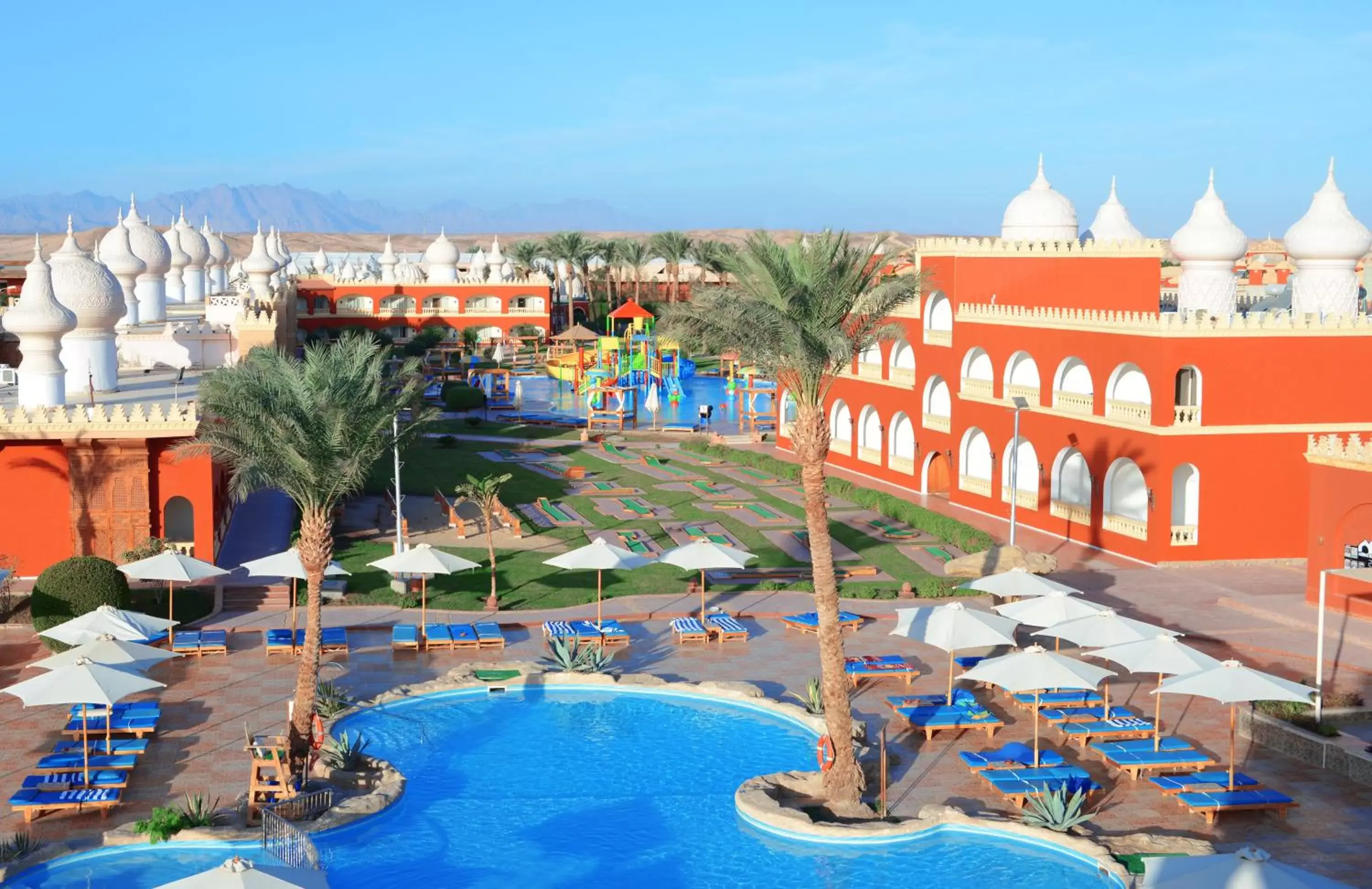 Property building, Pool View in Pickalbatros Alf Leila Wa Leila Resort - Neverland Hurghada