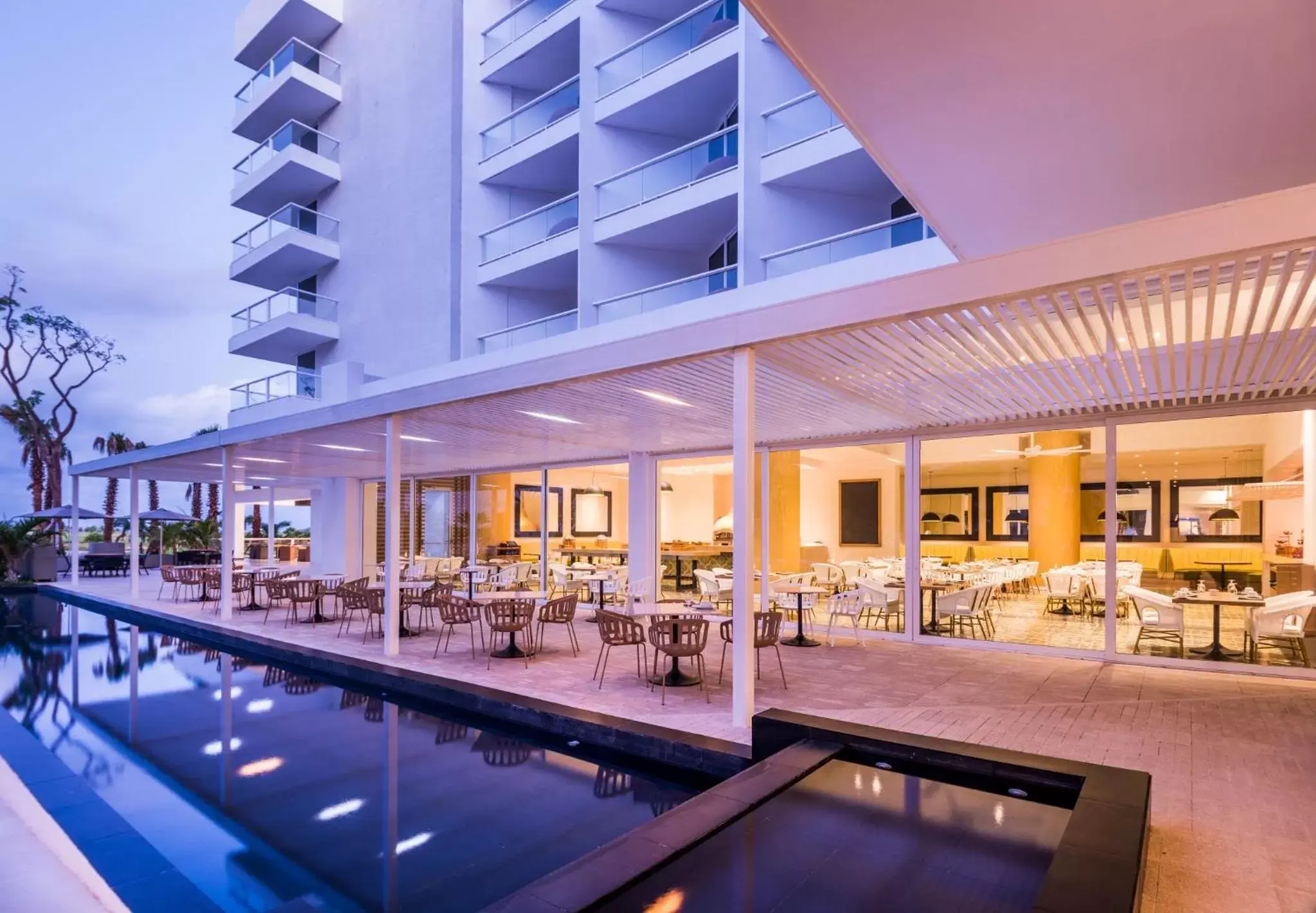 Restaurant/places to eat, Swimming Pool in Dreams Karibana Cartagena Golf & Spa Resort