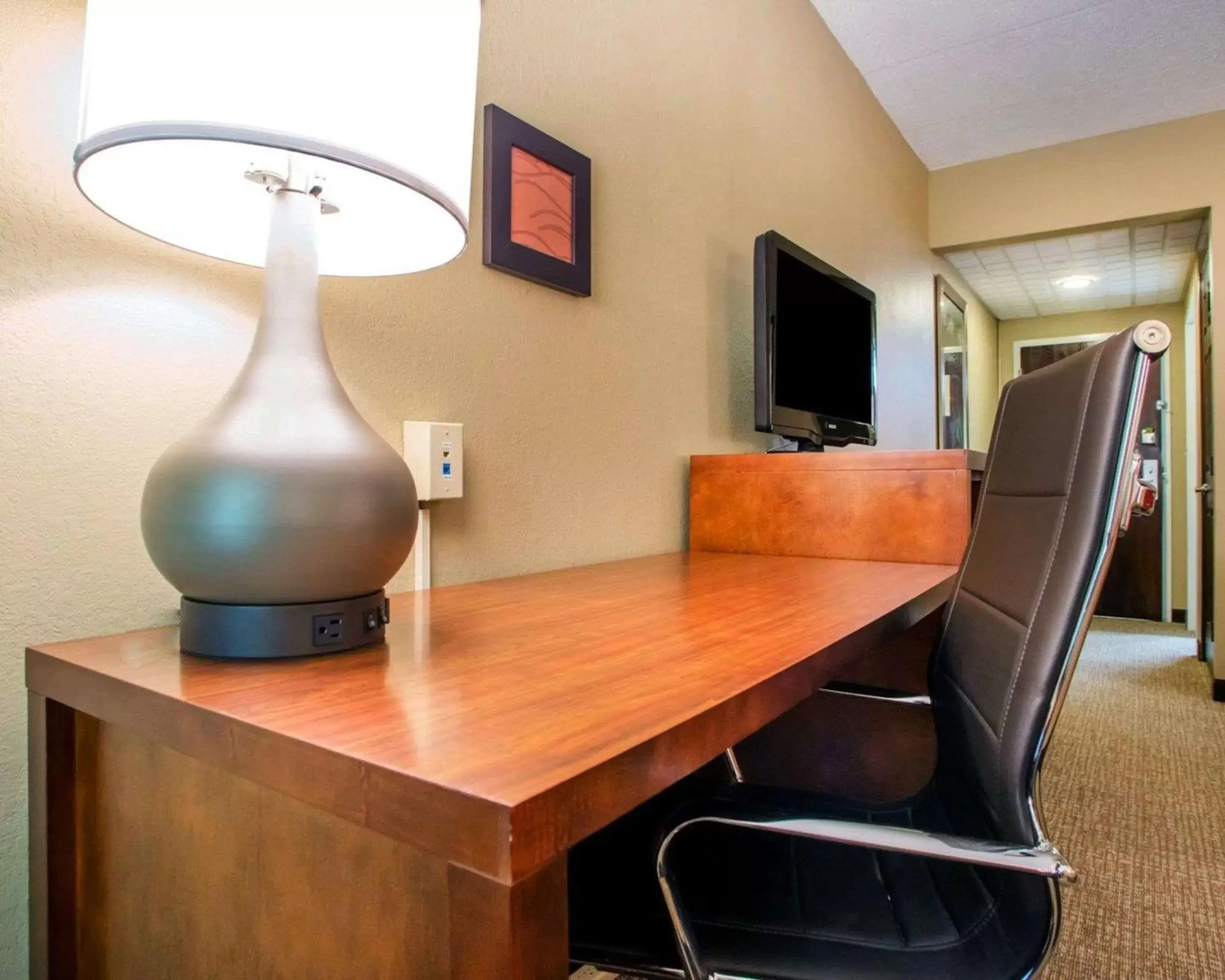 Photo of the whole room in Comfort Inn Dayton - Huber Heights Photo of the whole room in Comfort Inn Dayton - Huber Heights