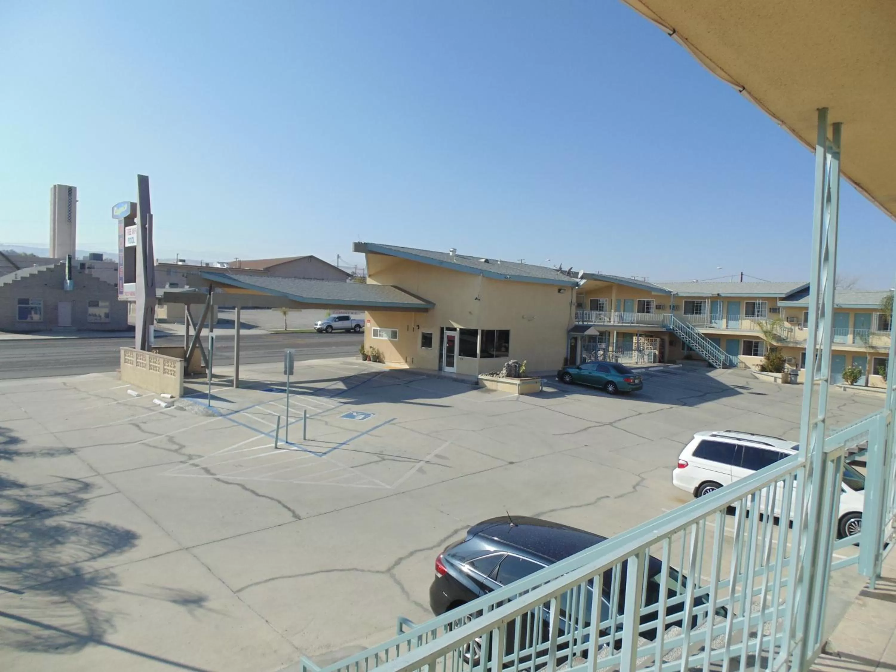 Area and facilities in Western Inn & Suites