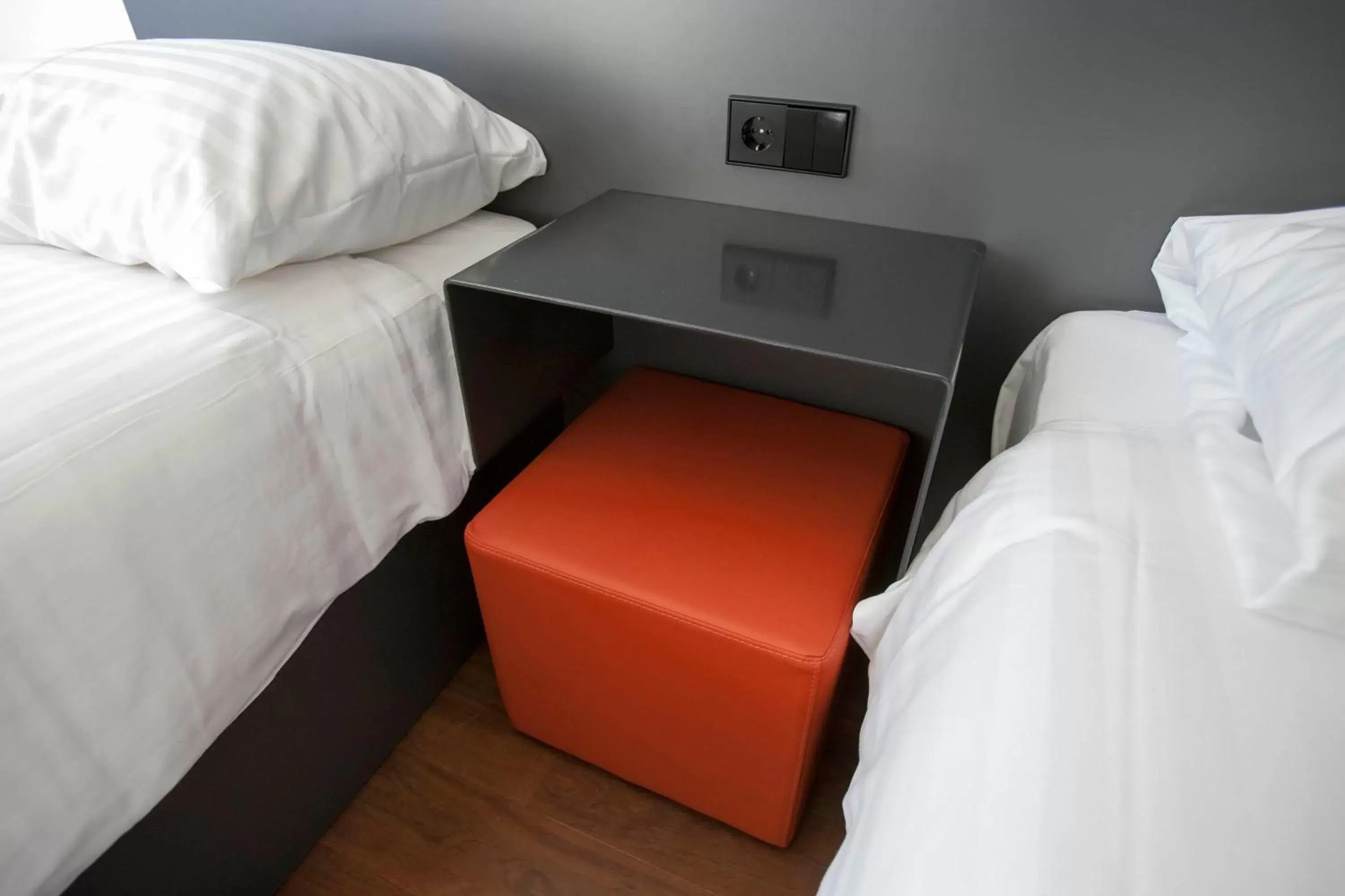 Bed in easyHotel Rotterdam City Centre