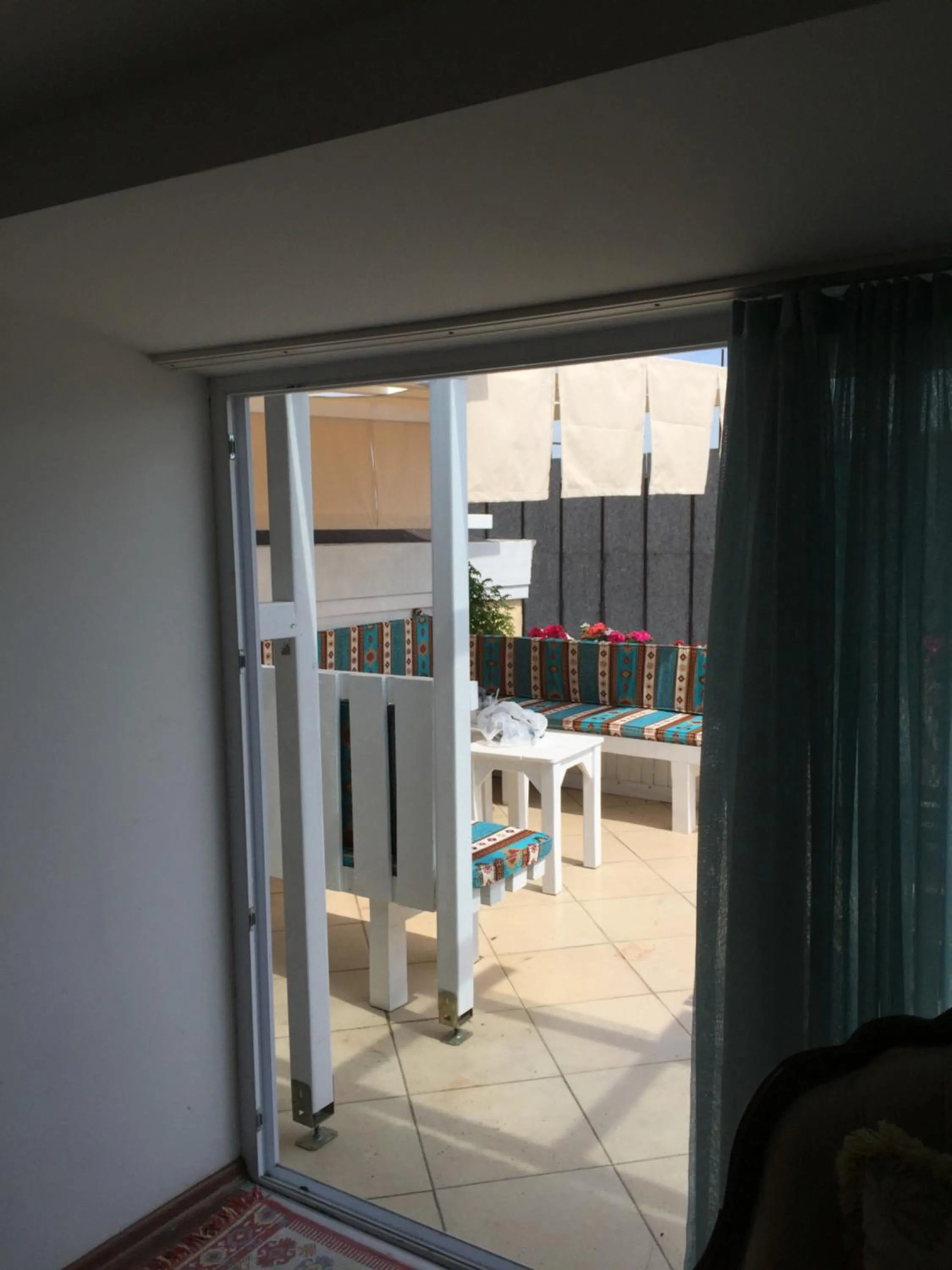 Balcony/Terrace in Istanbul Holiday Hotel