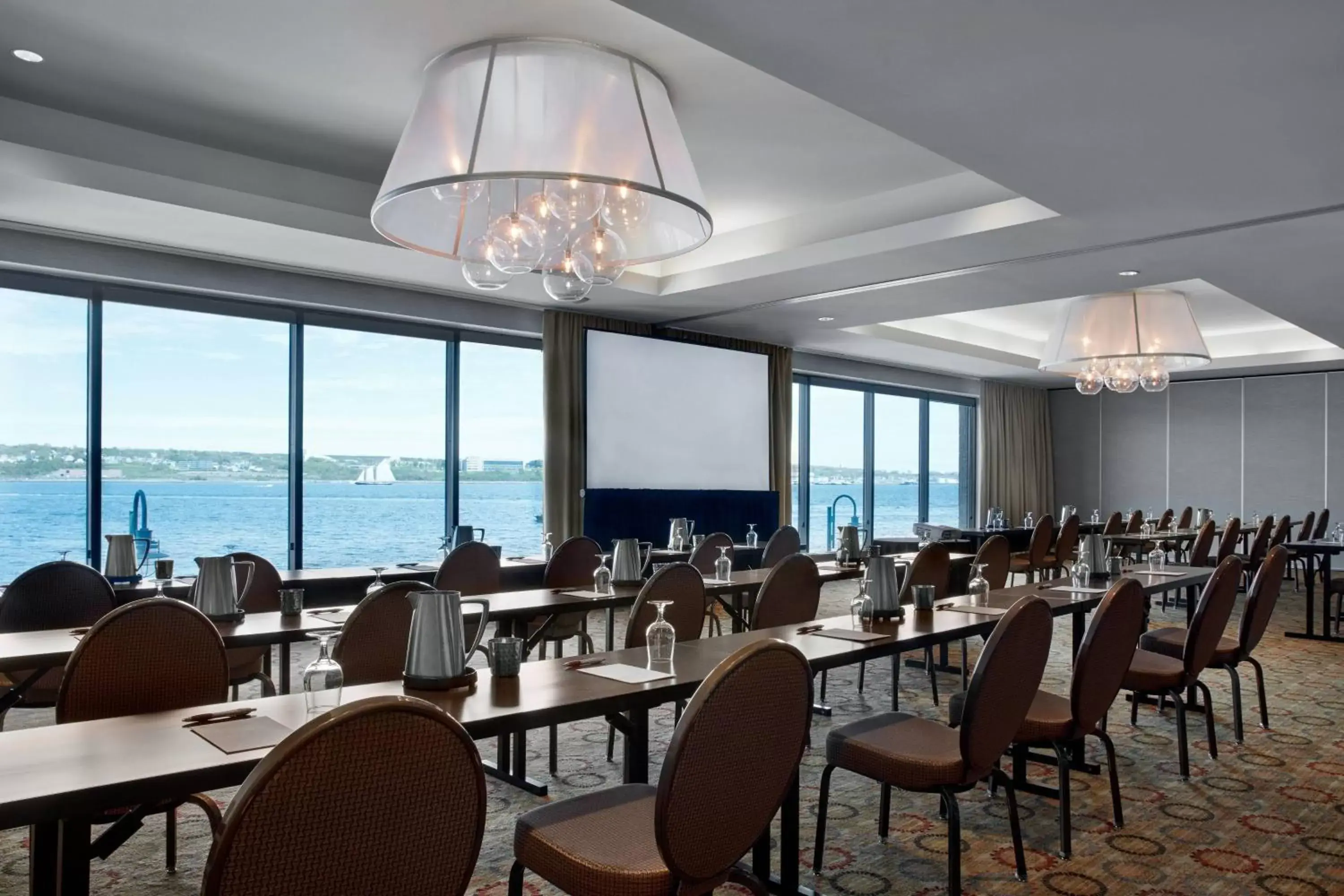 Meeting/conference room, Restaurant/Places to Eat in Halifax Marriott Harbourfront Hotel