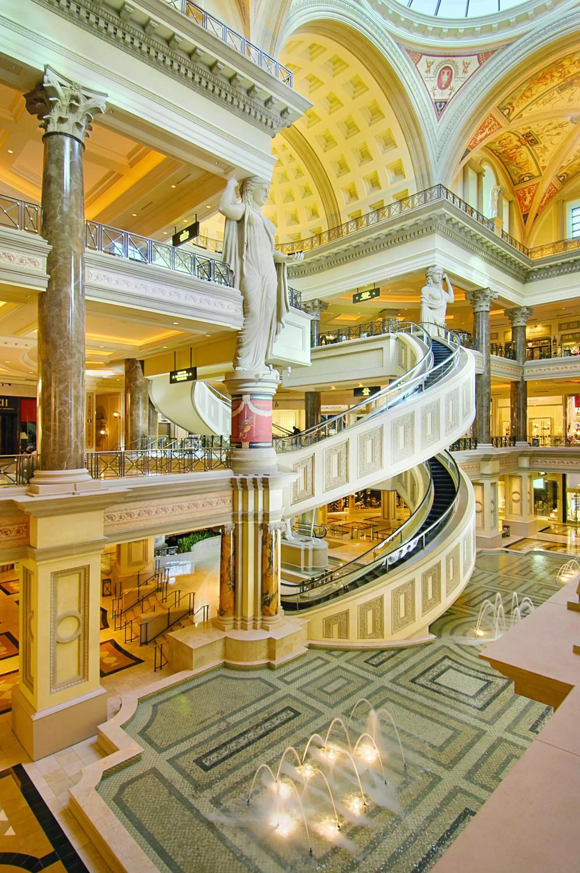 Restaurant/places to eat in Caesars Palace Hotel & Casino