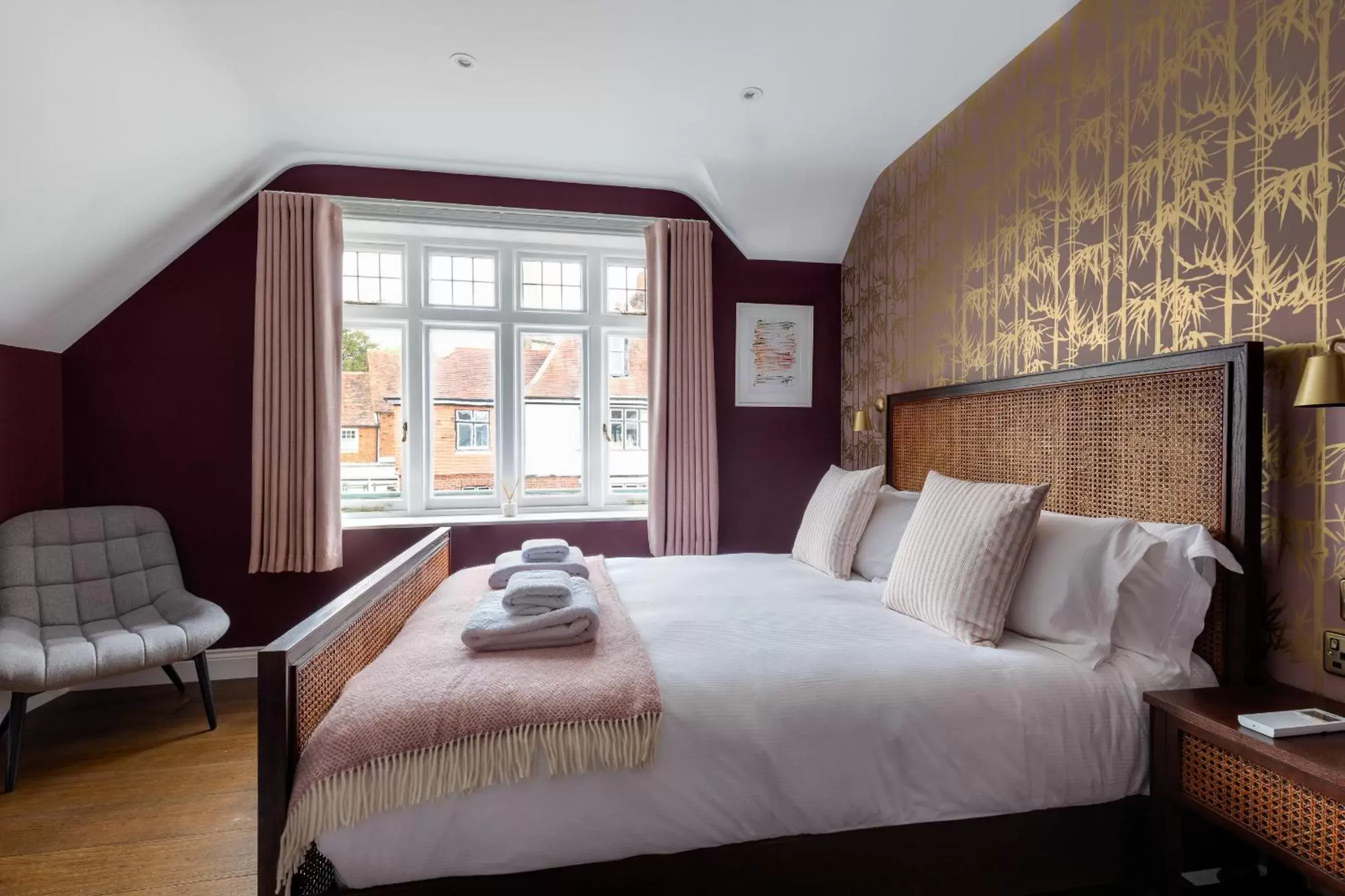Bedroom, Bed in The White Hart Wadhurst