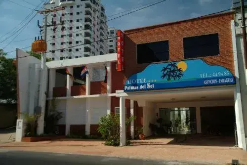 Property Building in Hotel Palmas del Sol