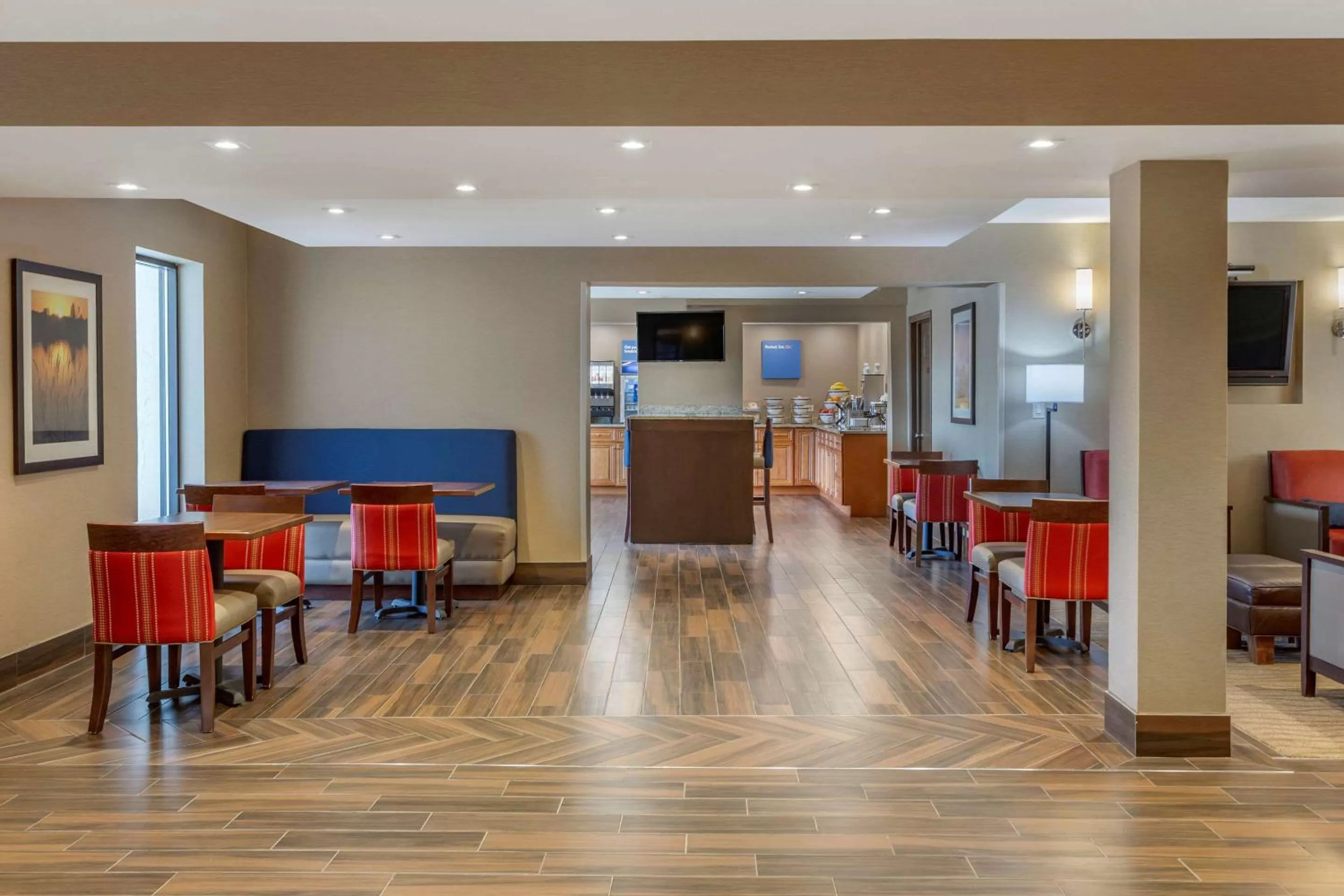 Lobby or reception in Comfort Inn & Suites Rochelle - DeKalb