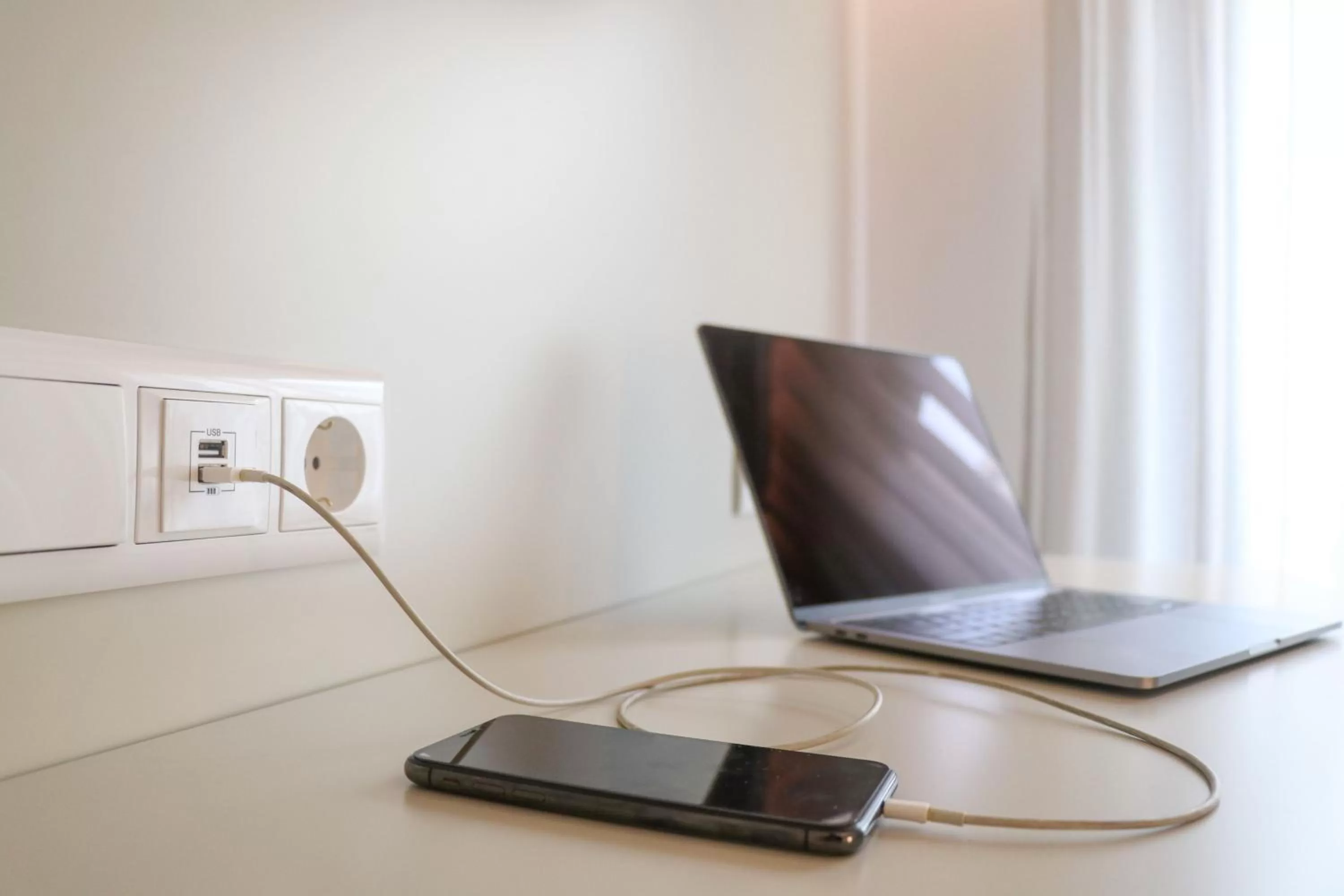 Decorative detail in Hotel Travel Park Lisboa