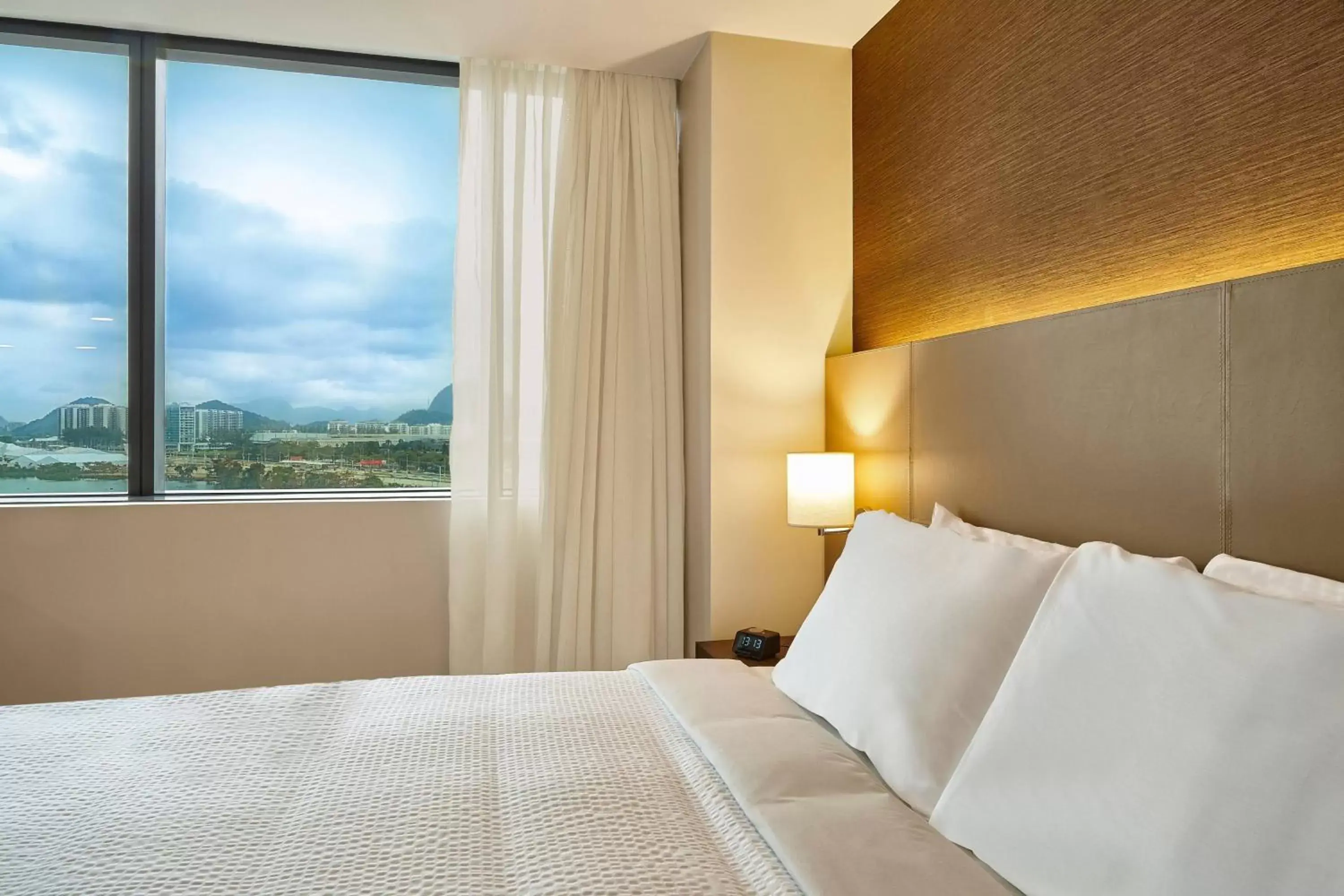 Photo of the whole room, Bed in Residence Inn by Marriott Rio de Janeiro Barra da Tijuca