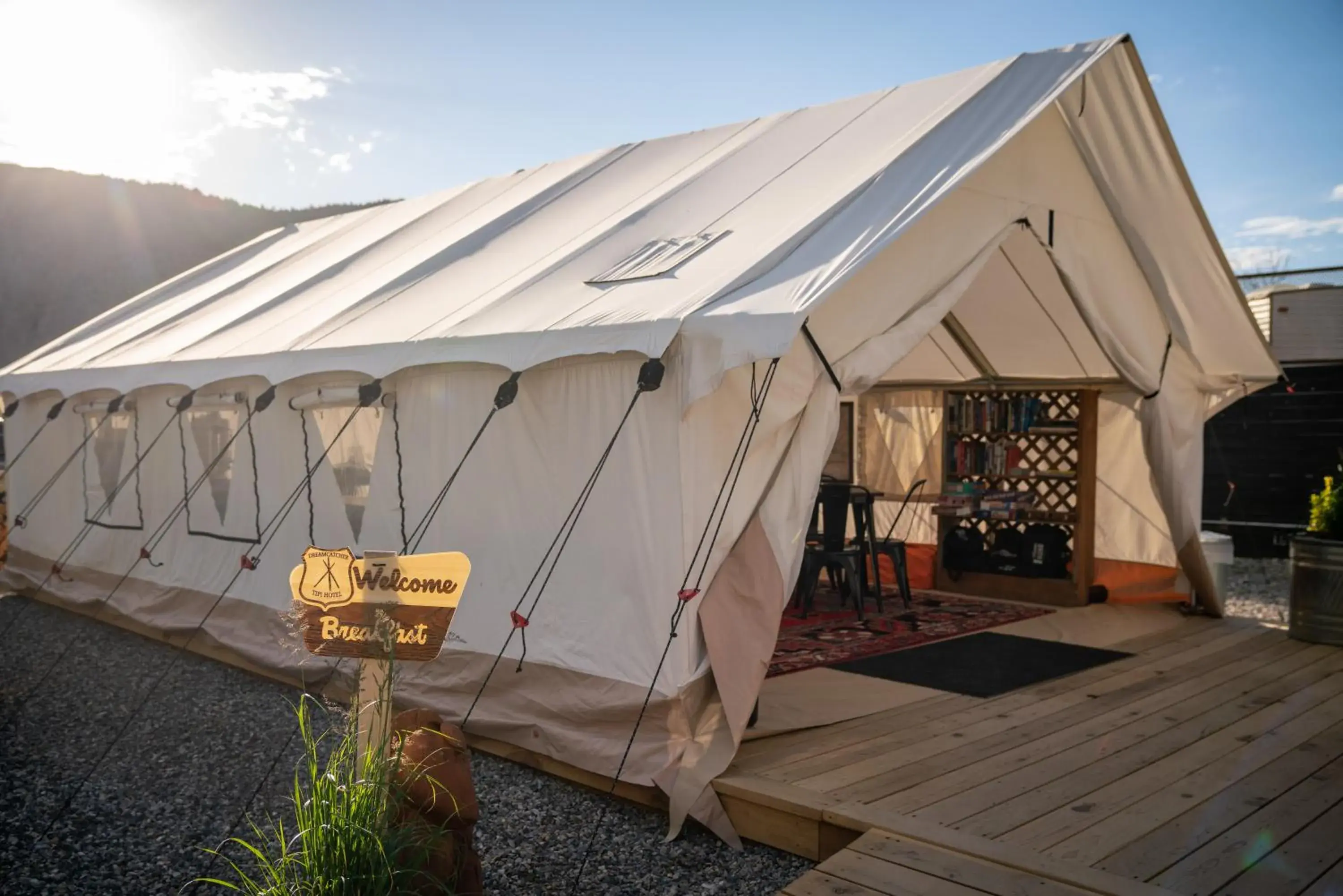 Breakfast, Property Building in Dreamcatcher Tipi Hotel