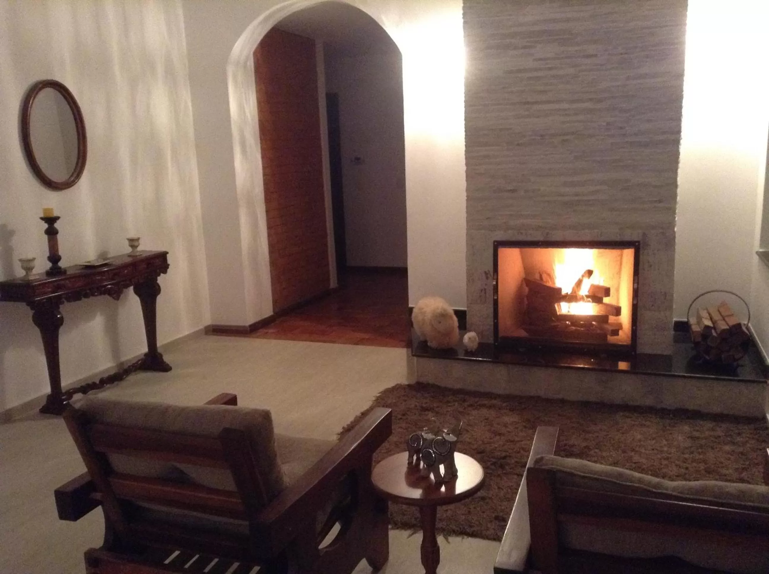 Communal lounge/ TV room in Hotel La Ponsa Itatiaia