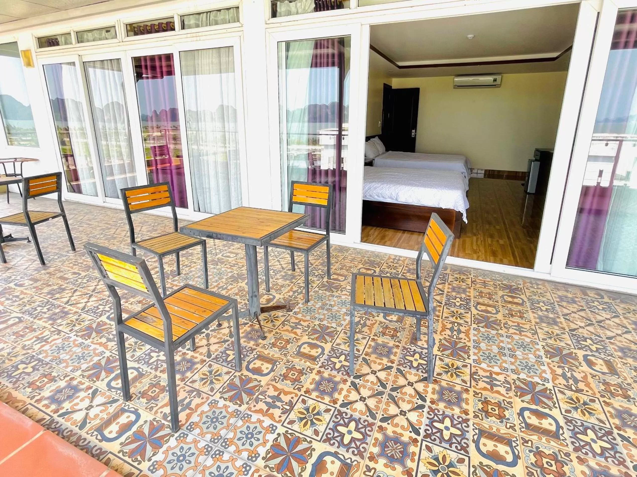 Bed in Tuan Chau Havana Hotel