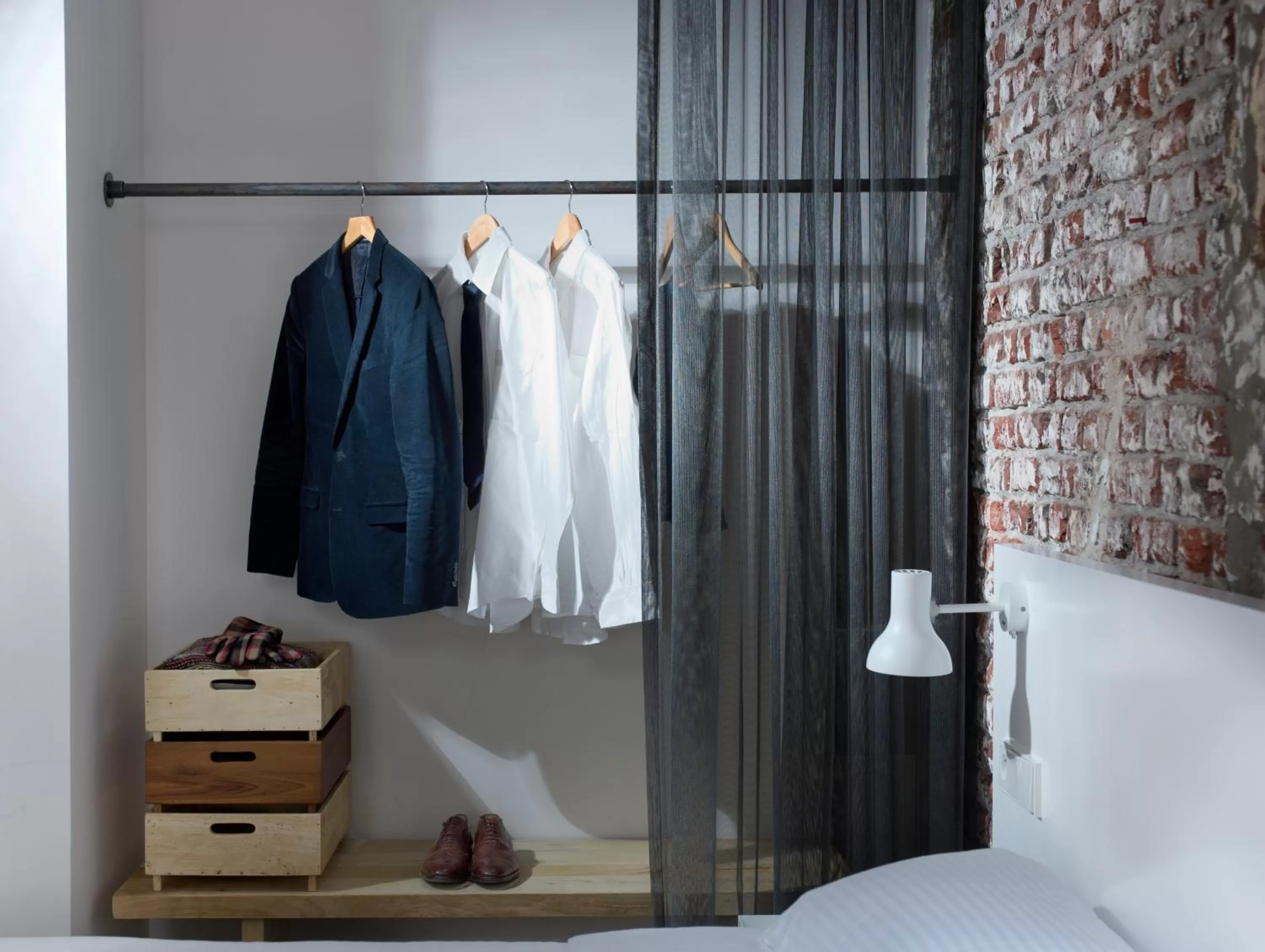 Photo of the whole room, Bed in 9Hotel Central