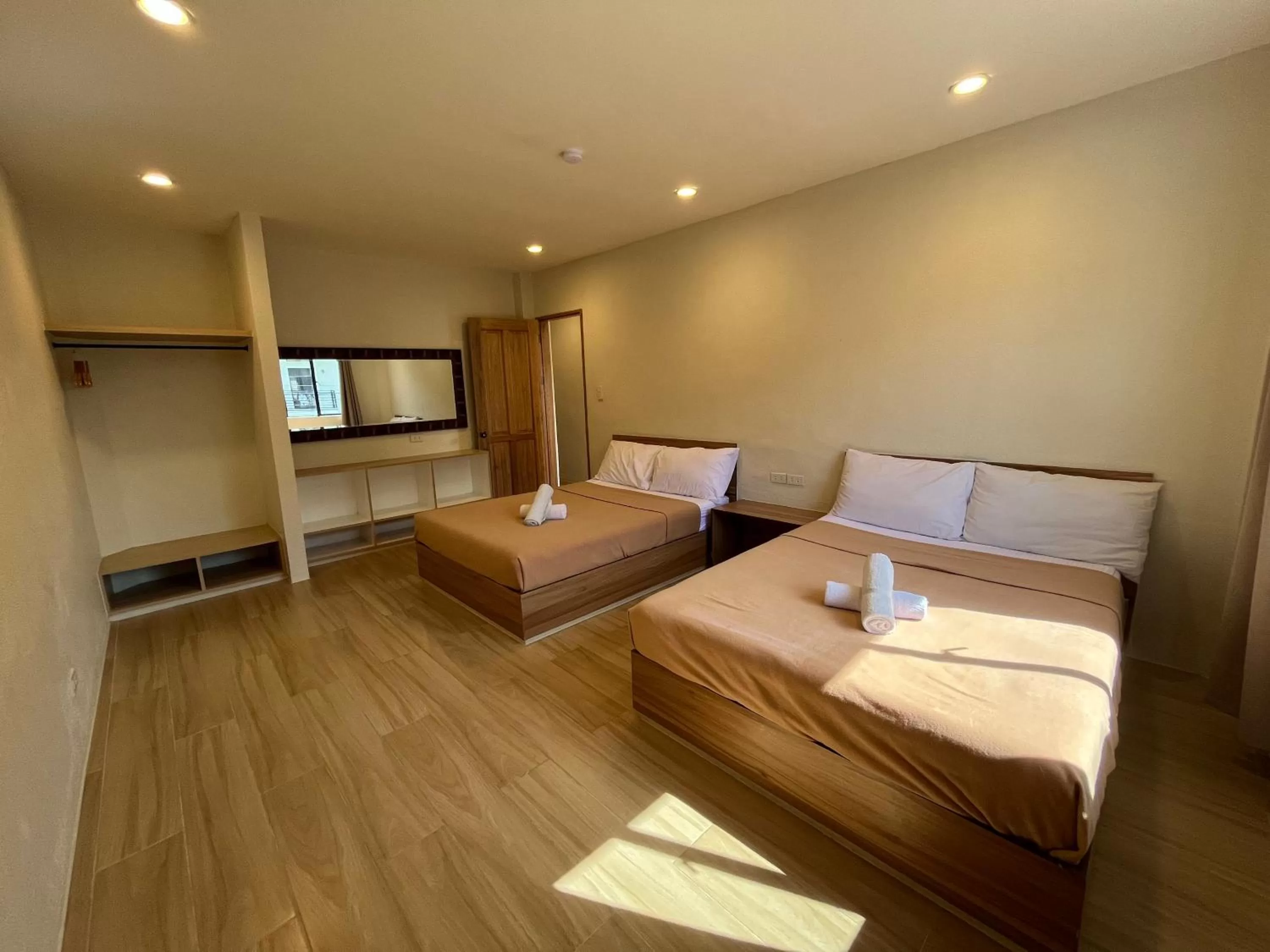 Bedroom, Bed in Red Knight Gardens