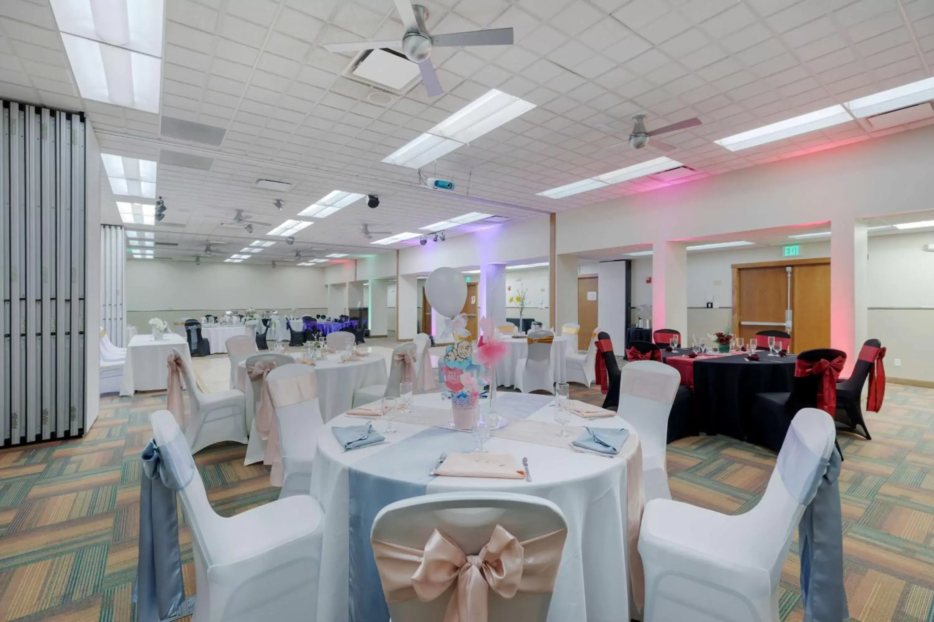 Banquet/Function facilities, Restaurant/Places to Eat in Best Western Plus Loveland Inn