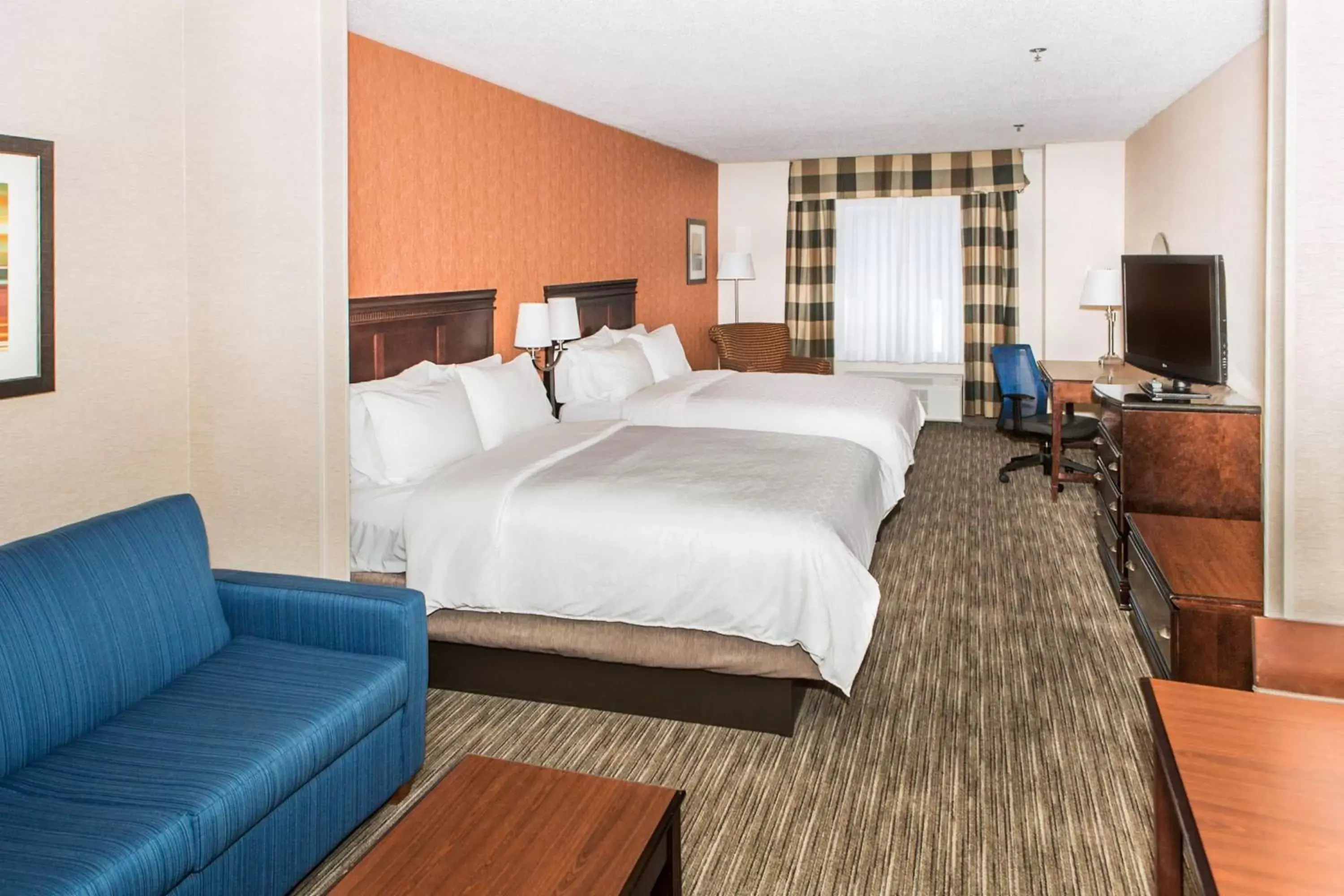 Photo of the whole room in Holiday Inn Express & Suites by IHG Chambersburg, an IHG Hotel