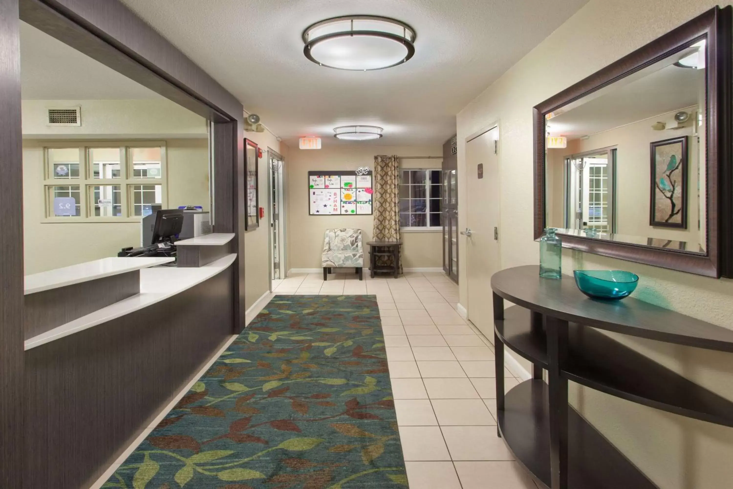 Lobby or reception, Lobby/Reception in Sonesta Simply Suites Oklahoma City Airport