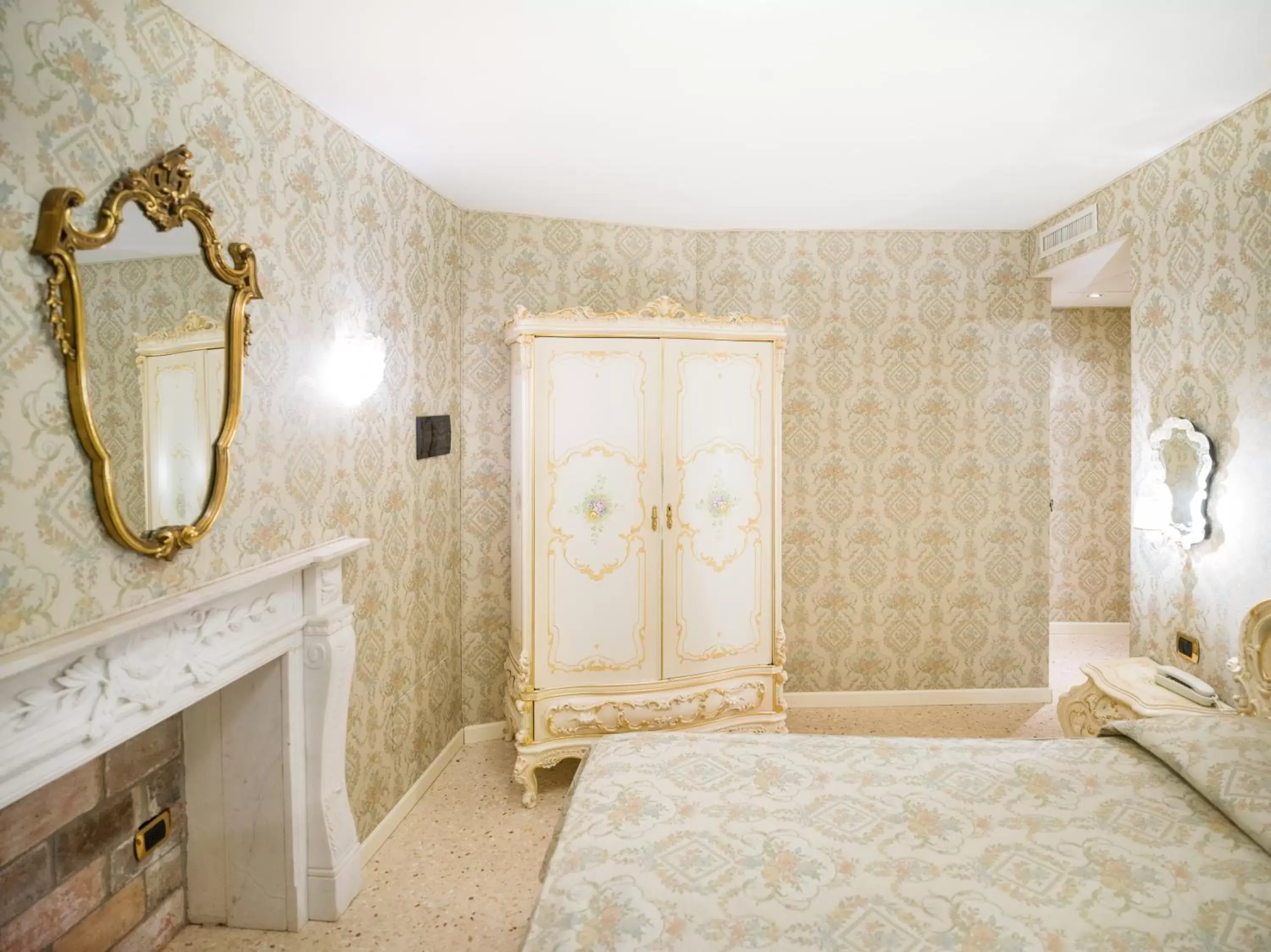 Photo of the whole room, Bed in Dimora Marciana