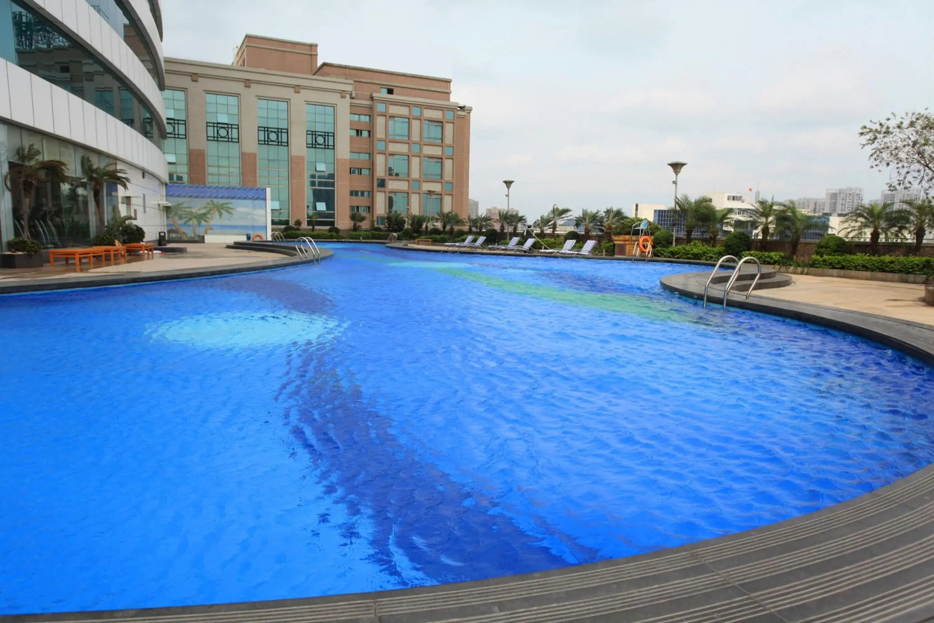 , Swimming Pool in HJ International Hotel