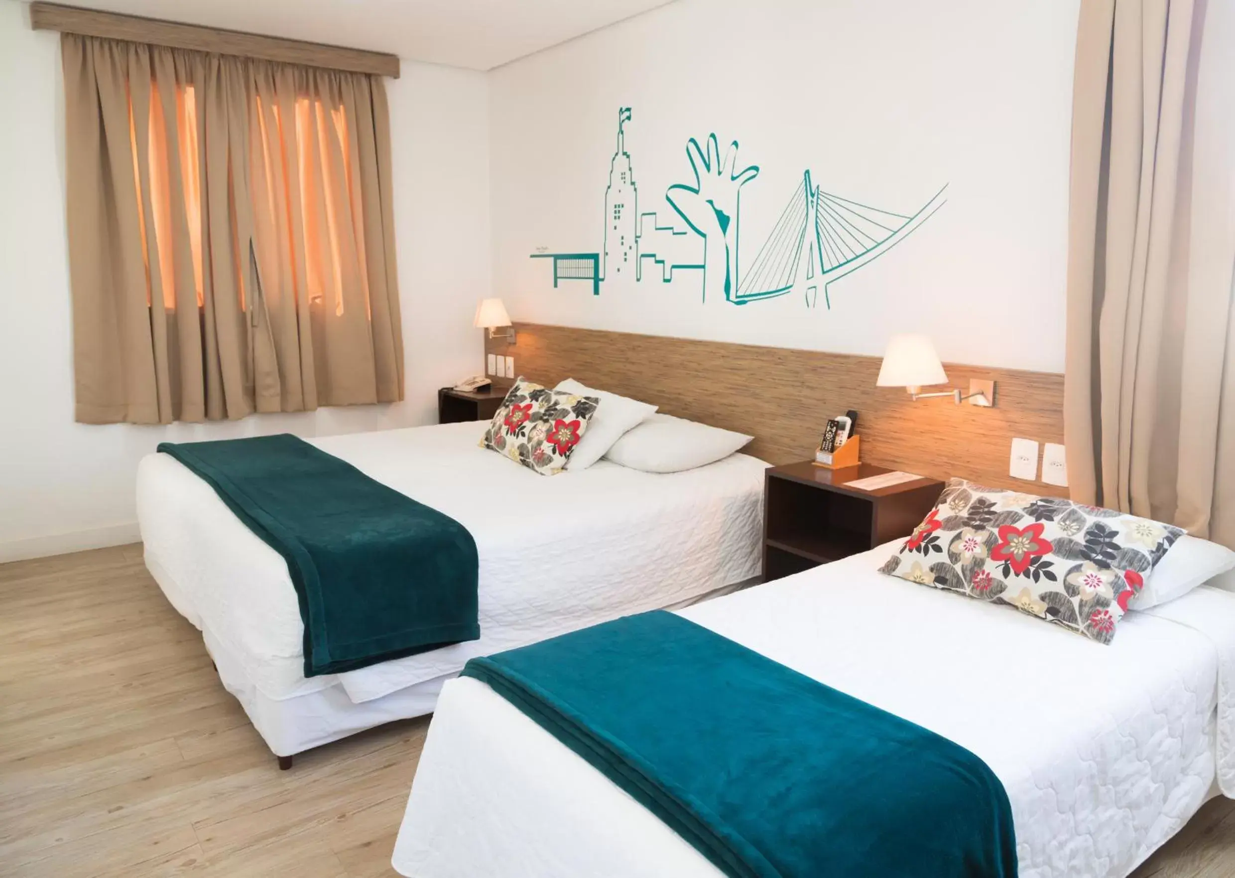 Bedroom, Bed in Garibaldi Business Hotel Bedroom, Bed in Garibaldi Business Hotel