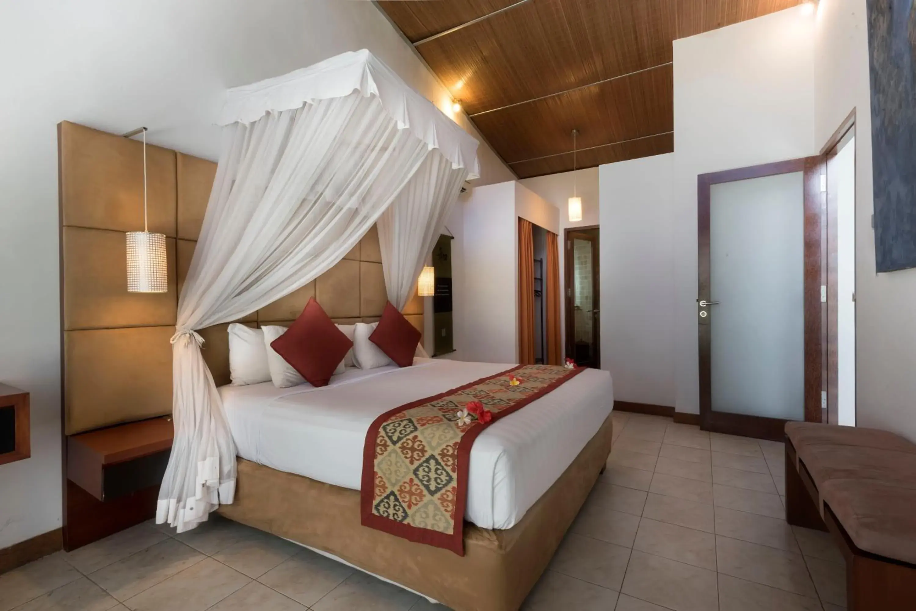 Bedroom, Bed in Villa Puri Ayu
