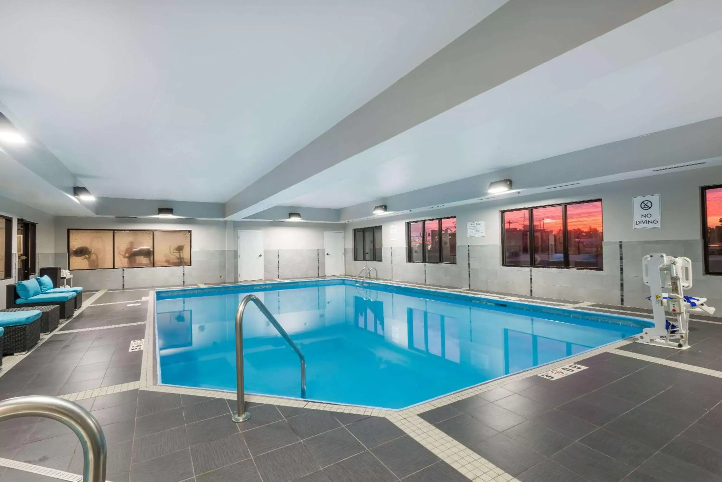 On site, Swimming Pool in Hawthorn Suites by Wyndham Columbus West