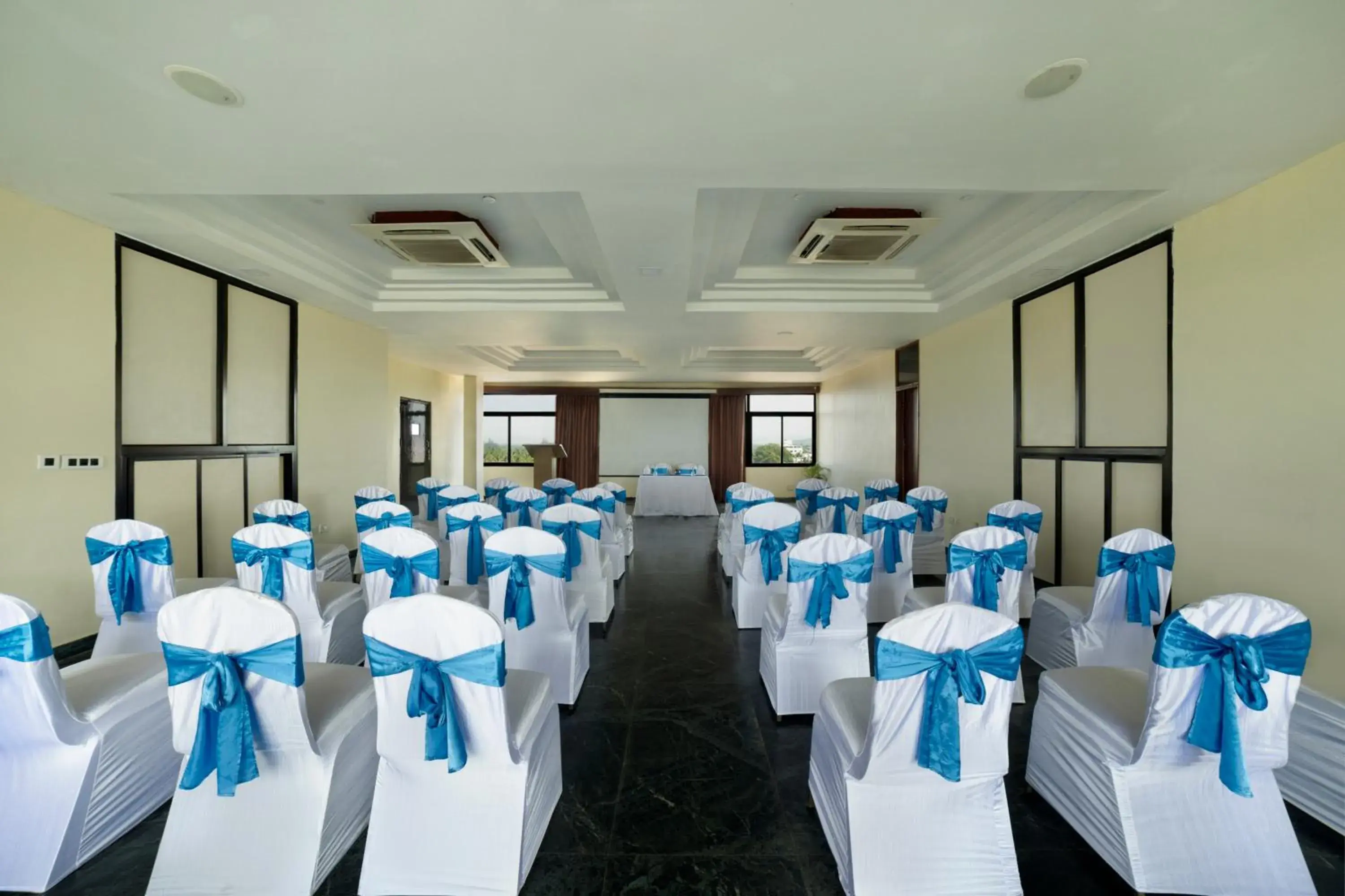 Meeting/conference room, Banquet Facilities in Sterling Karwar