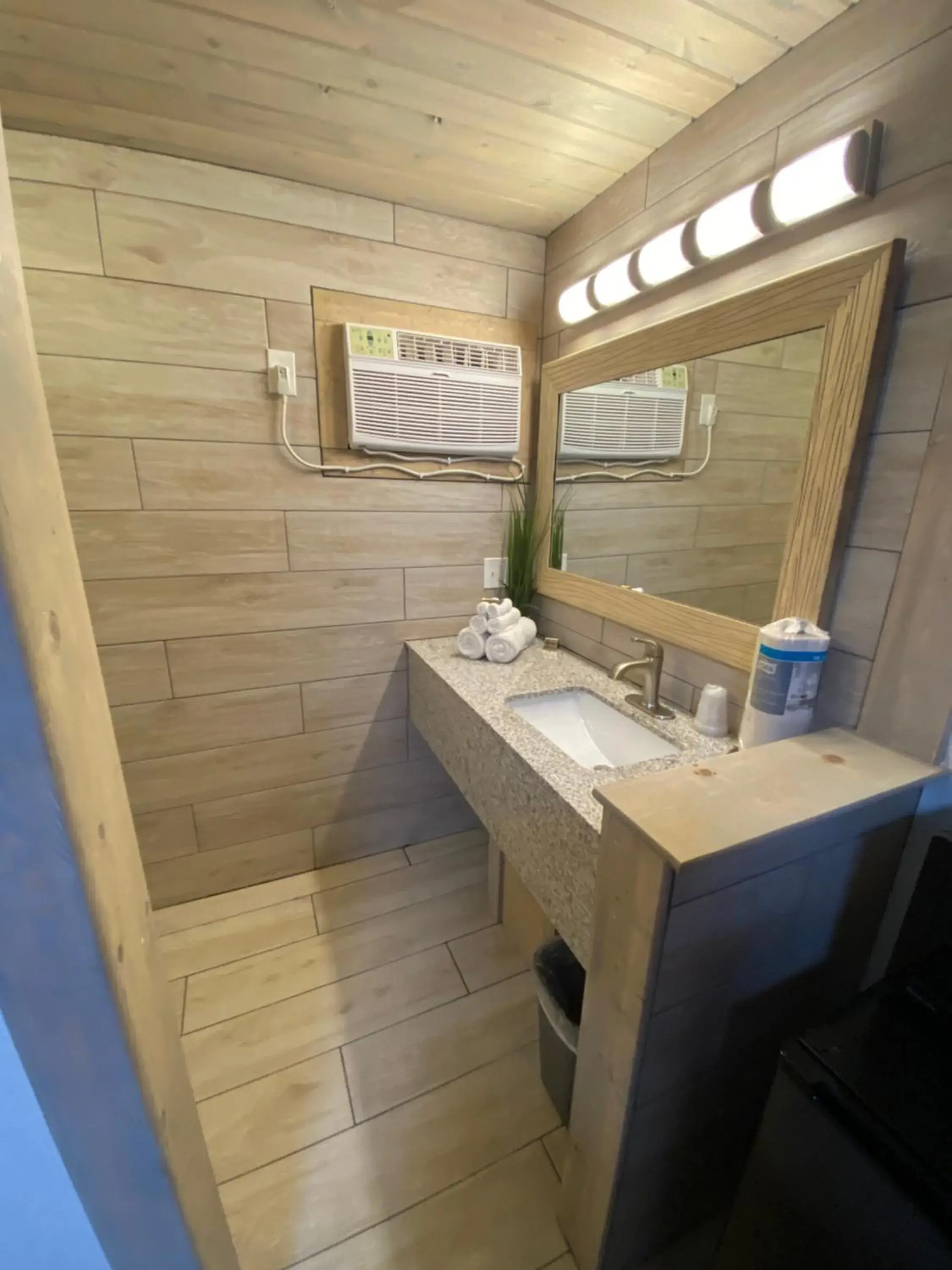 American Inn American Inn